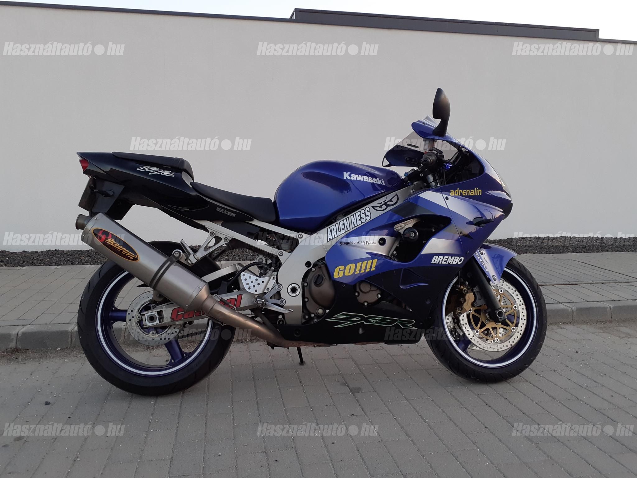 KAWASAKI ZX-9R (NINJA) 2002/5 - 1