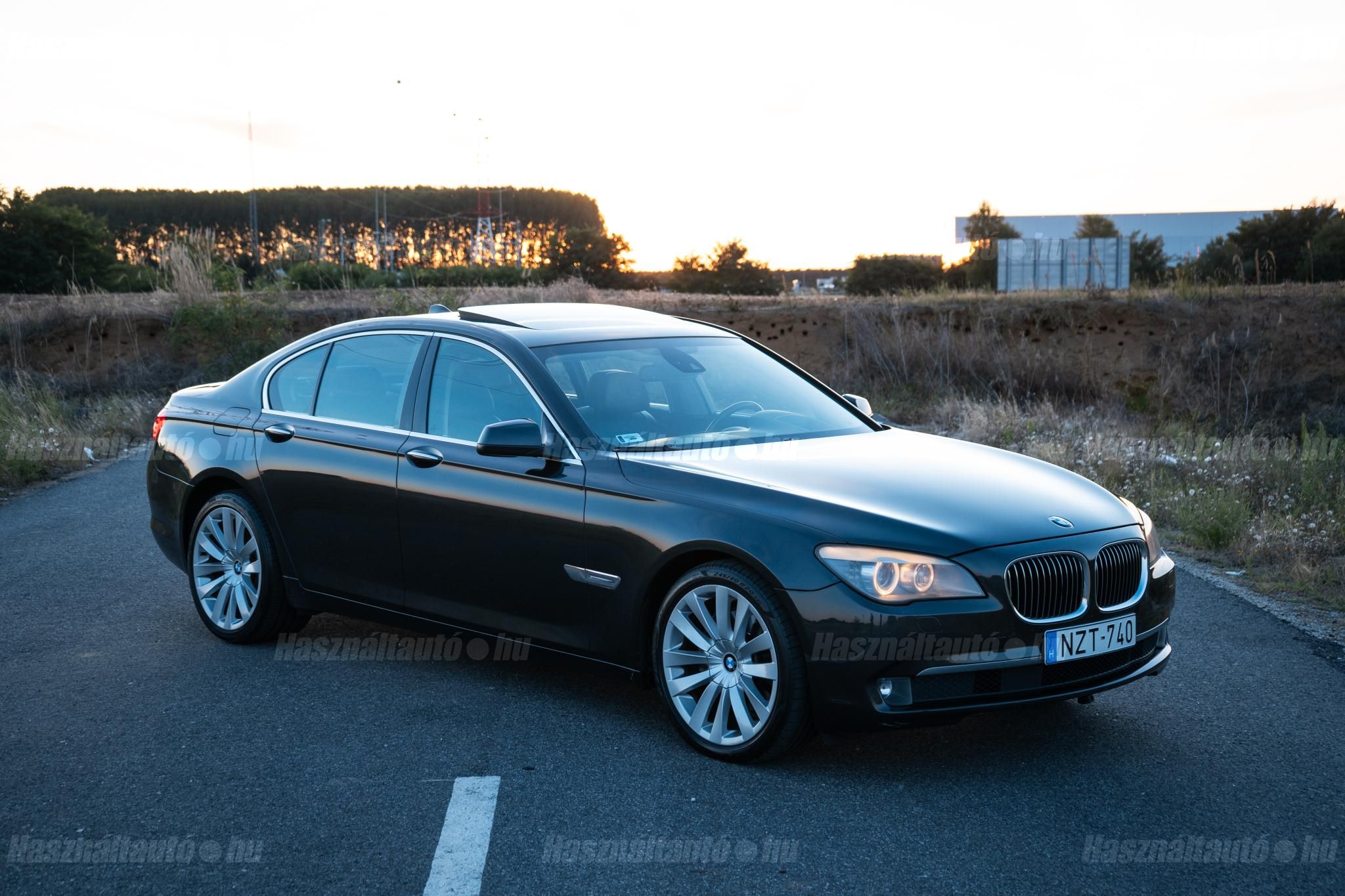 BMW 740 2012/3 - 1