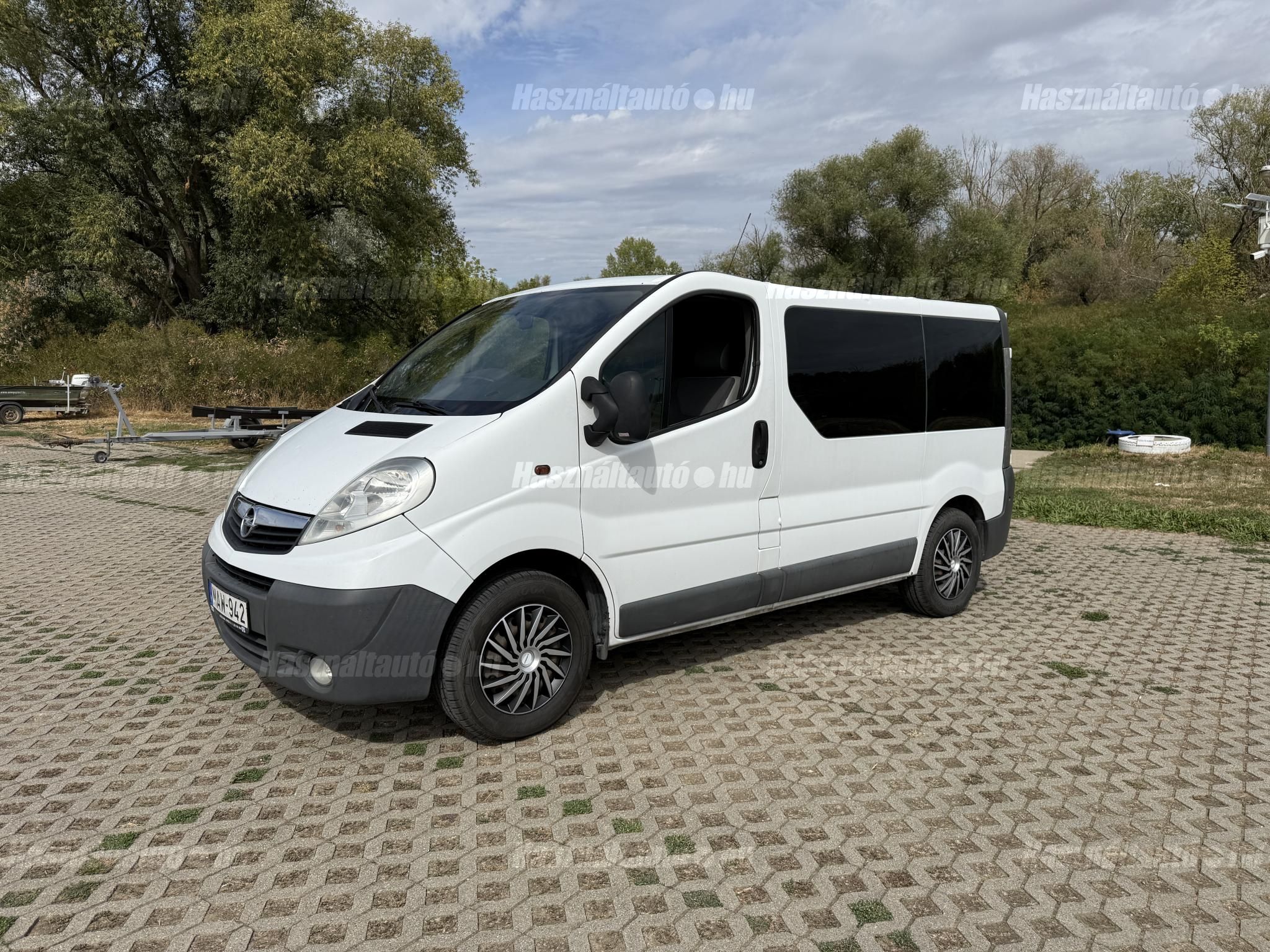 OPEL VIVARO 2012/2 - 1