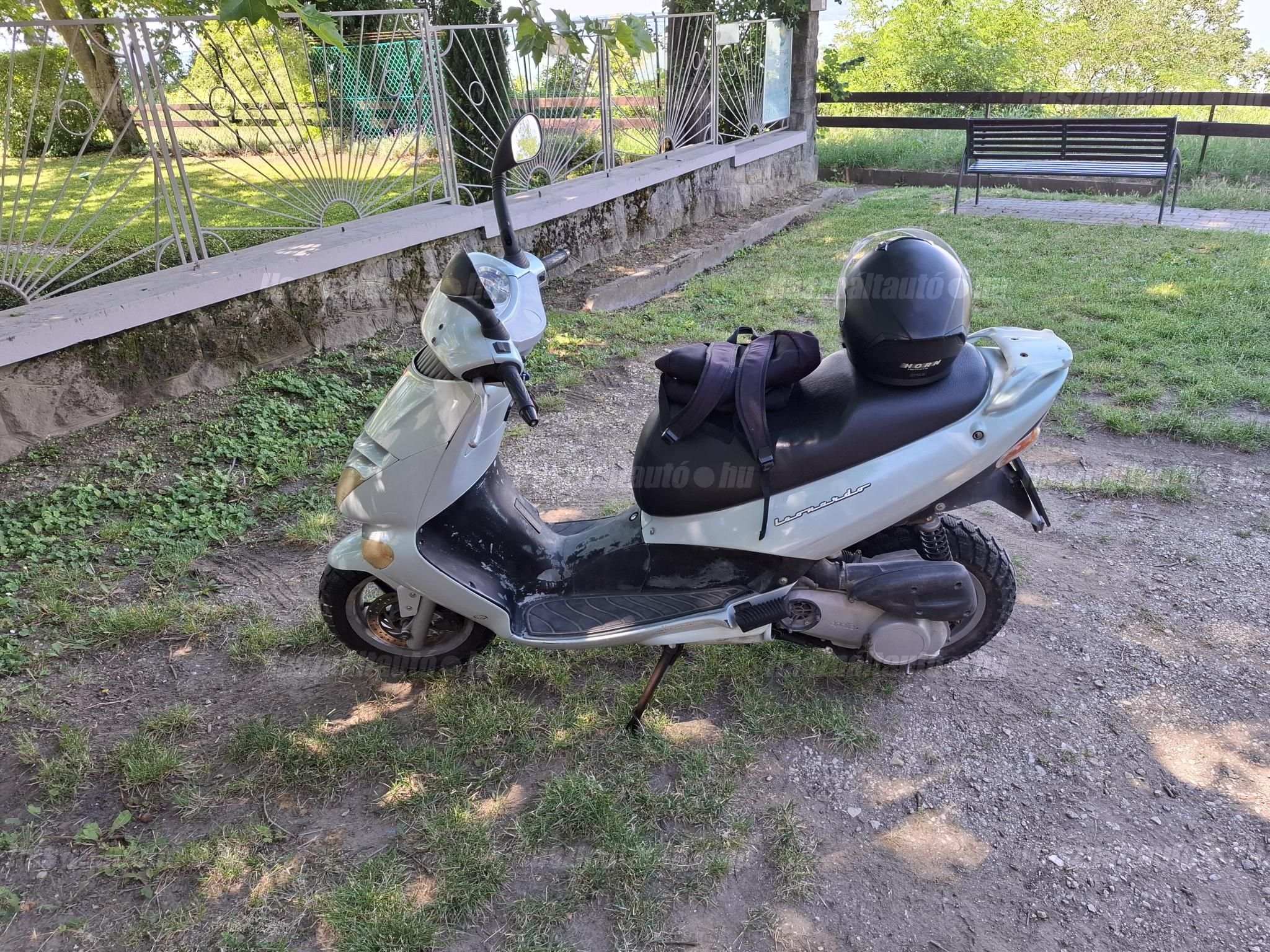 APRILIA LEONARDO 2000 - 1
