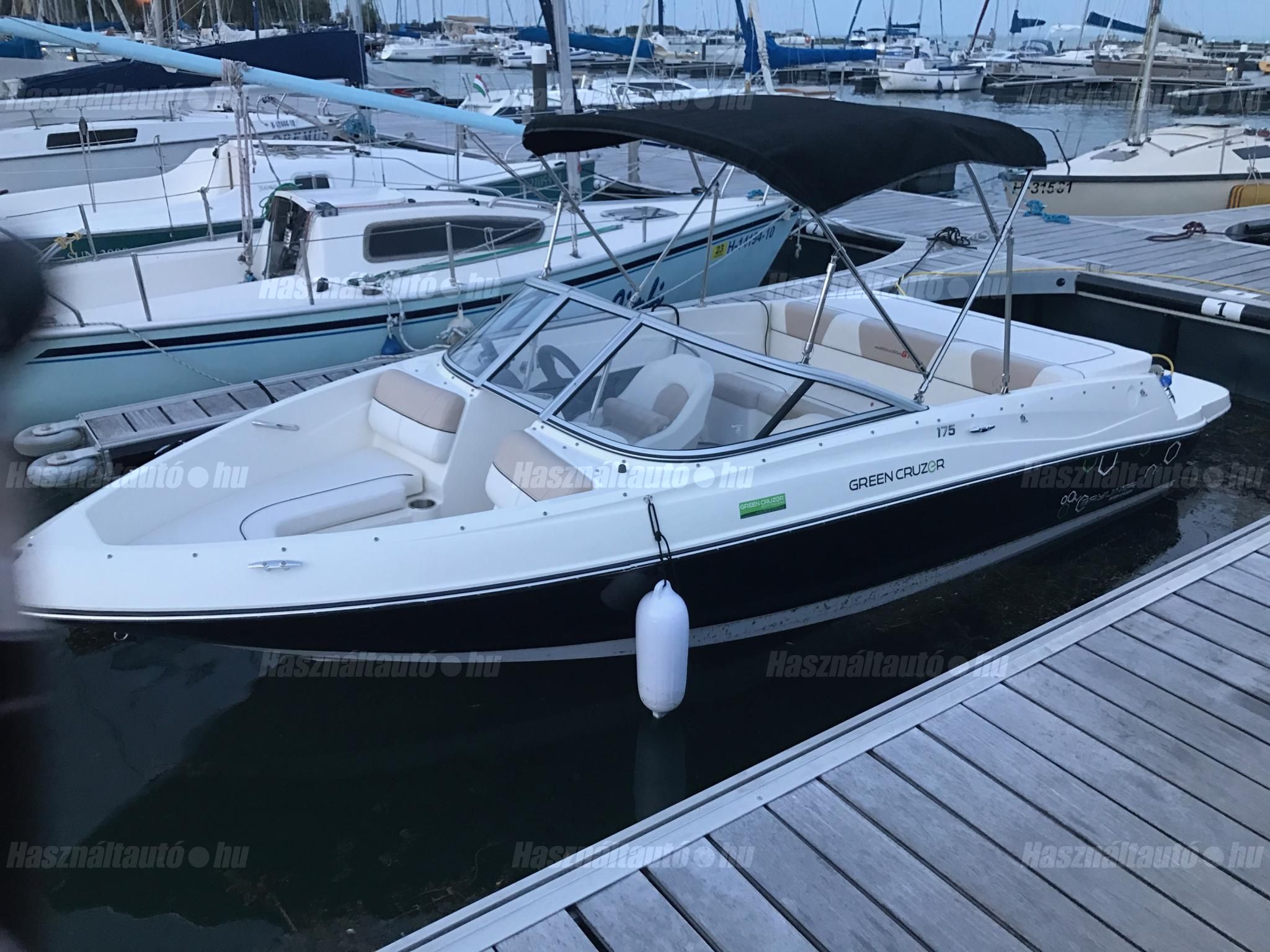 BAYLINER 2017/4 - 1