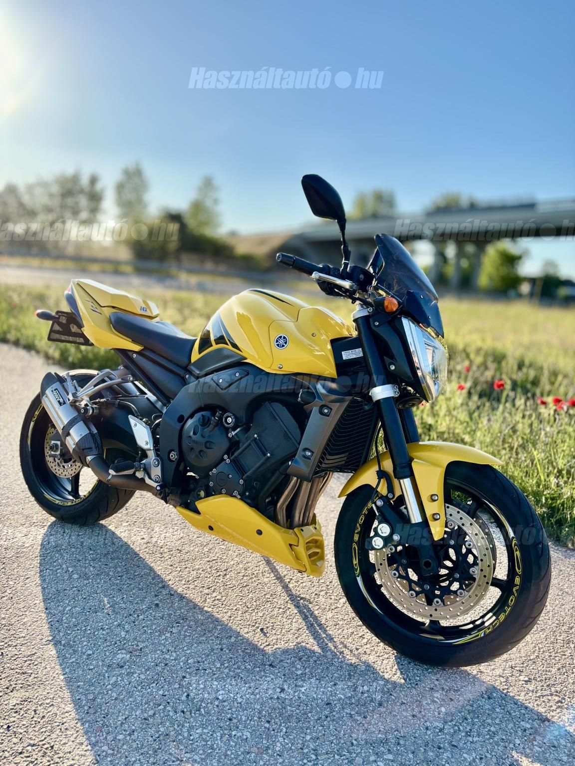 YAMAHA FZ1 2006/7 - 1