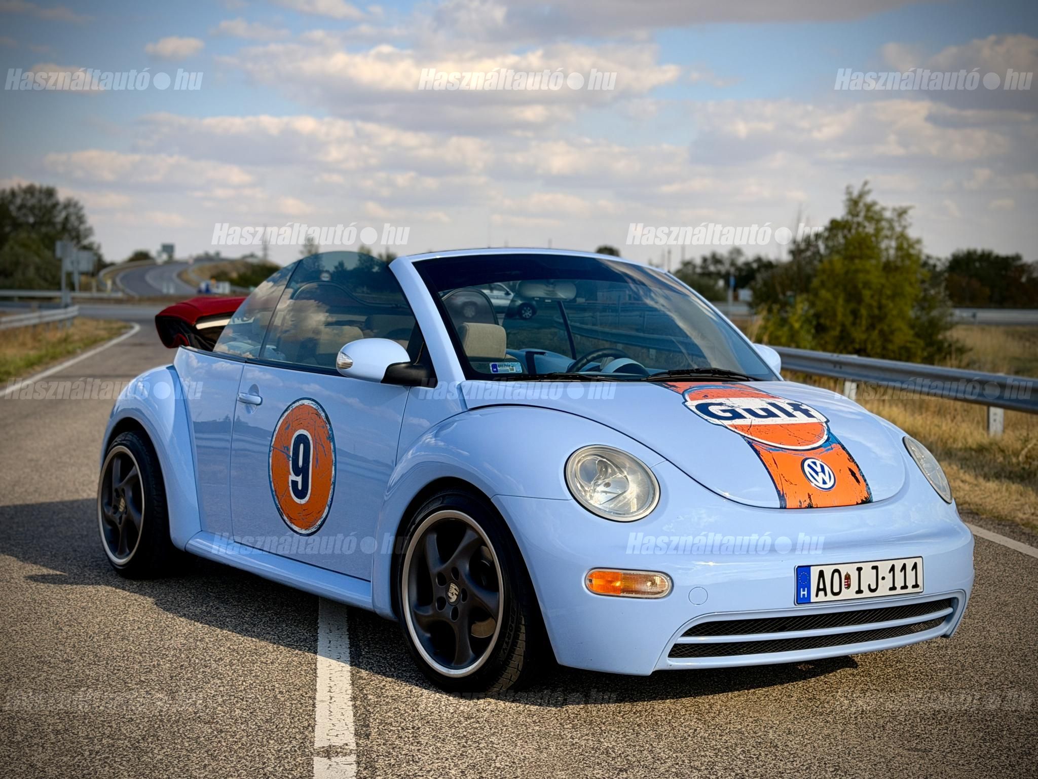 VOLKSWAGEN NEW BEETLE 2009/6 - 1