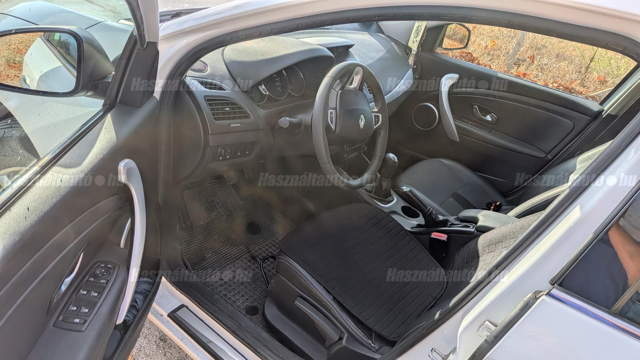 RENAULT FLUENCE 2010/6 - 1