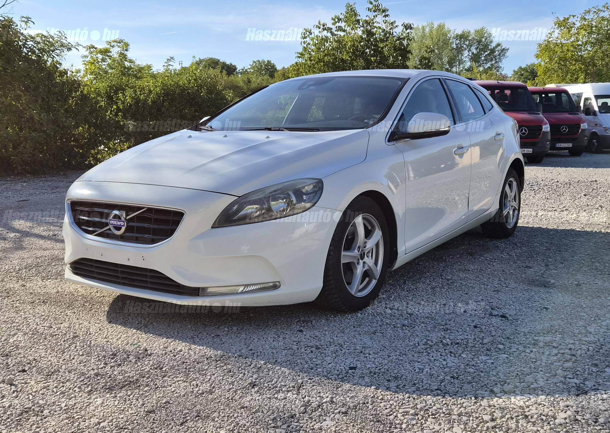VOLVO V40 2014/11 - 1