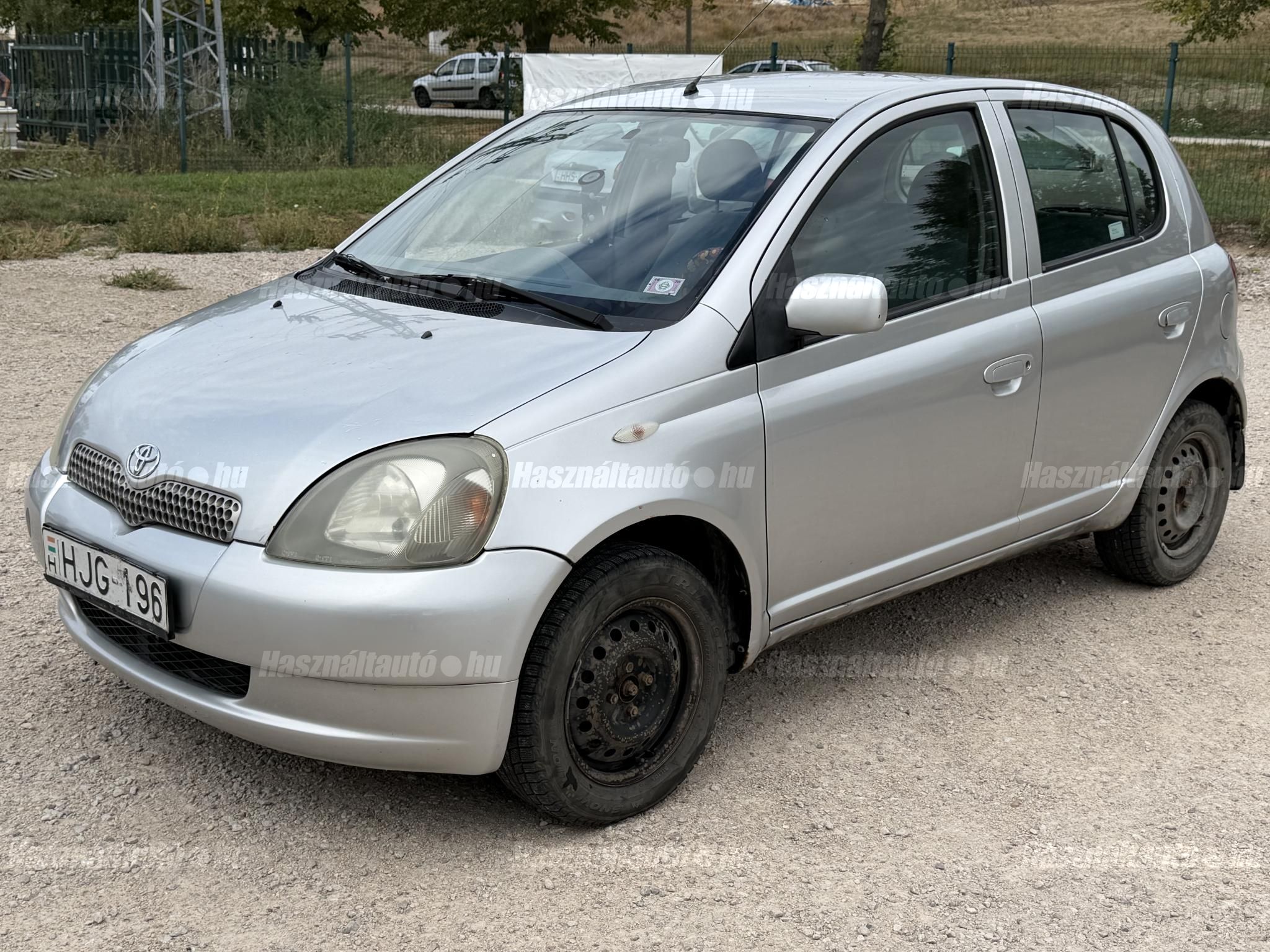 TOYOTA YARIS 2000/10 - 1