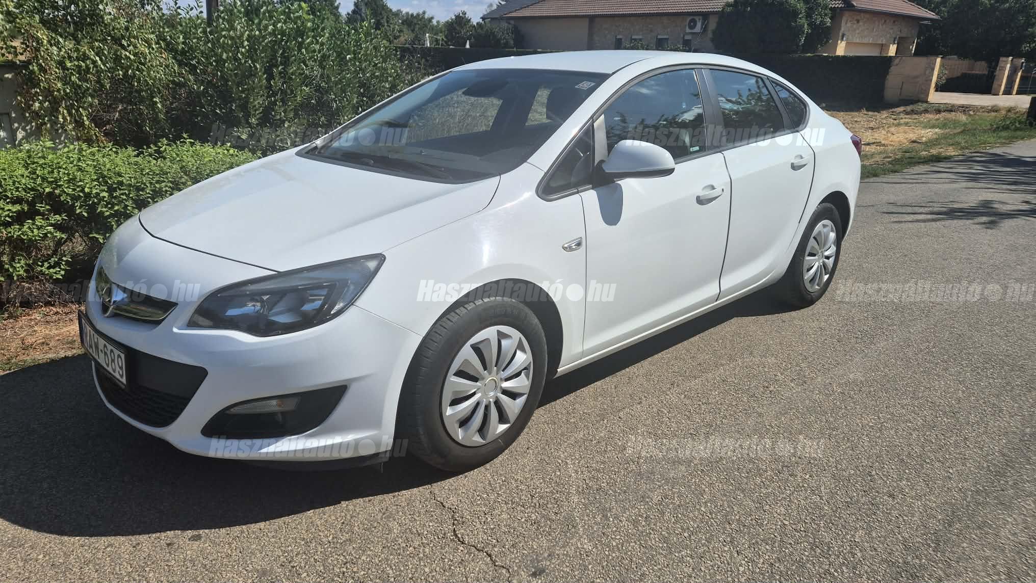 OPEL ASTRA J 2018/8 - 1