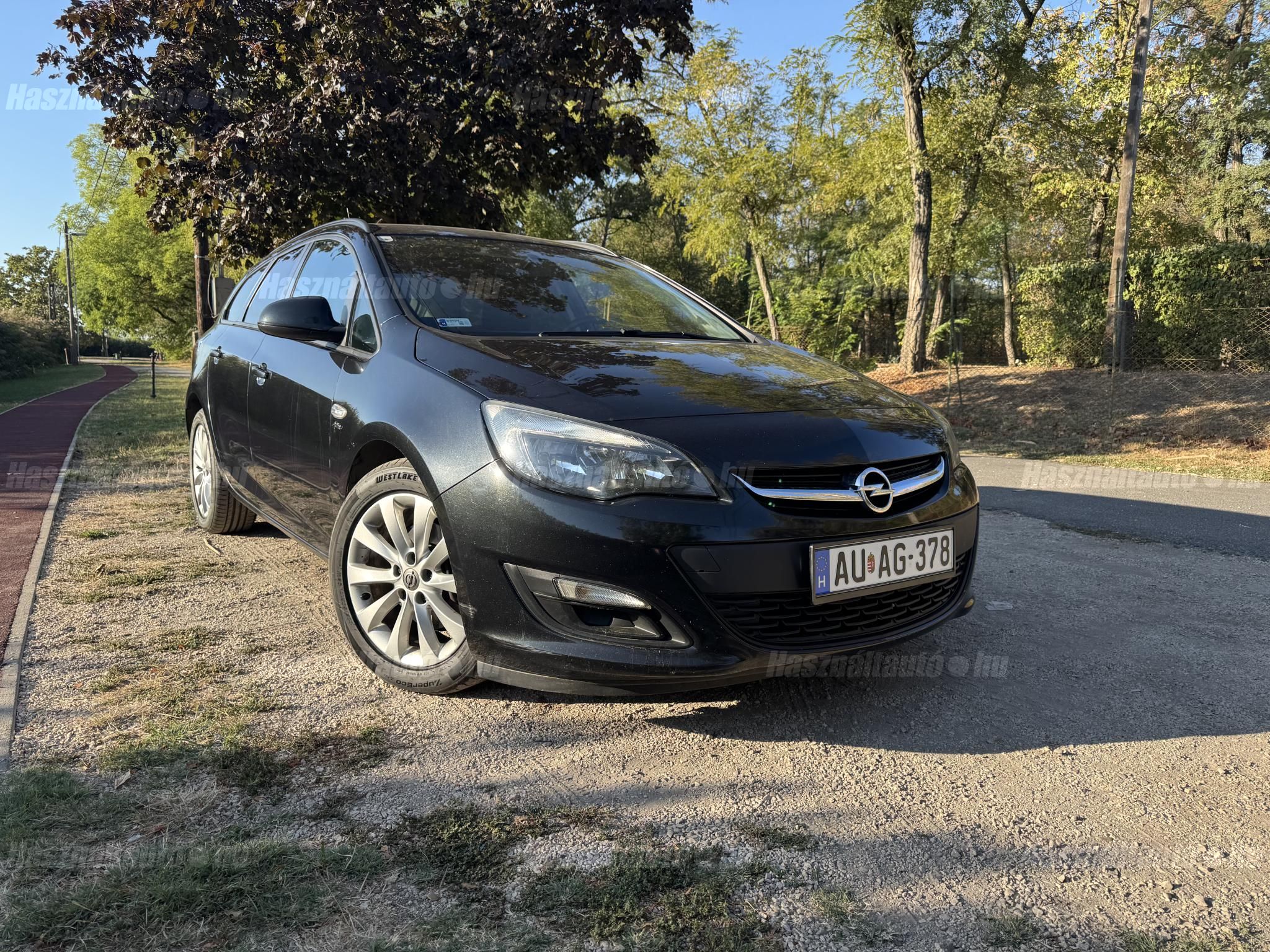 OPEL ASTRA J 2013/8 - 1