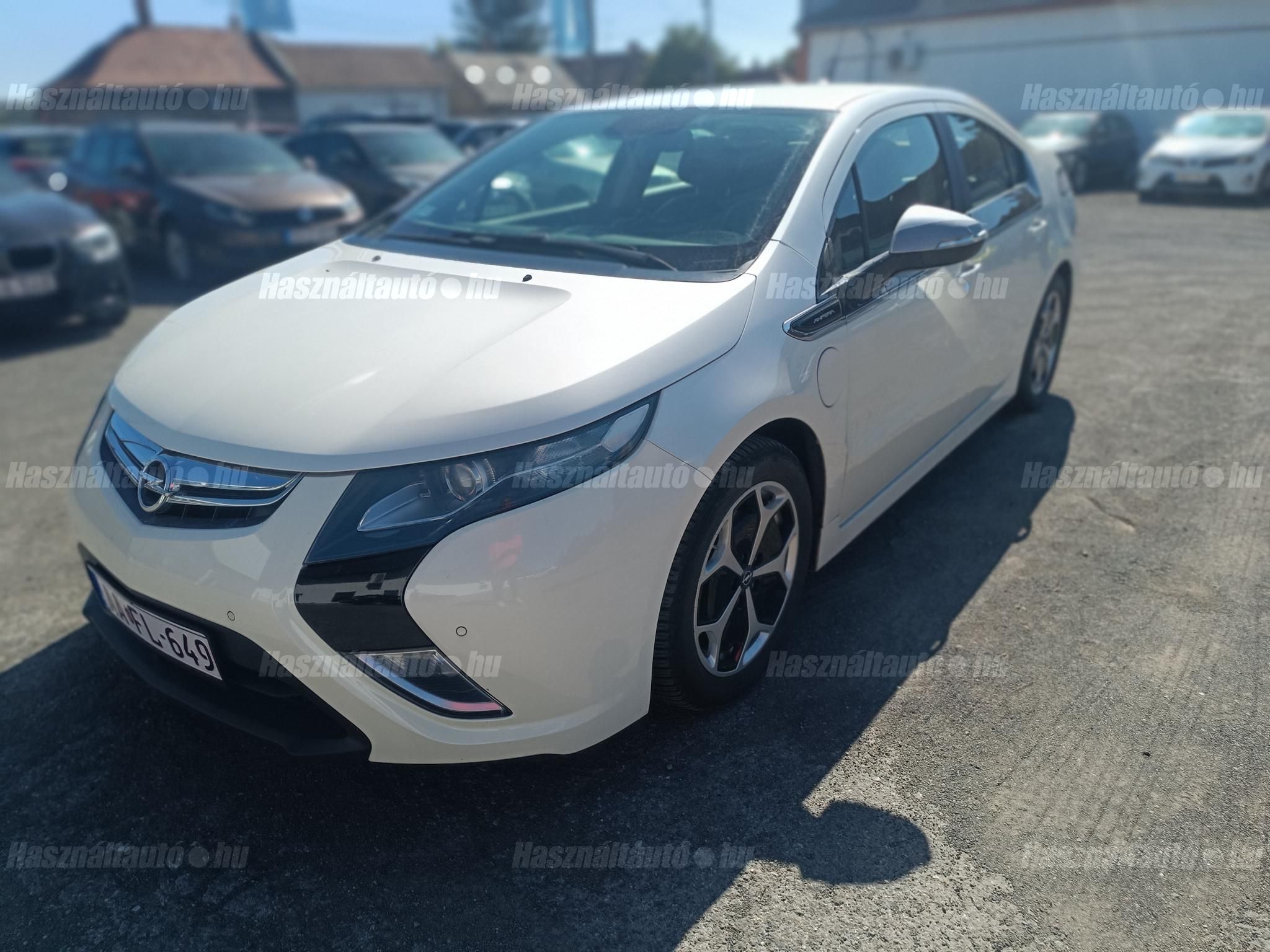OPEL AMPERA 2011/12 - 1
