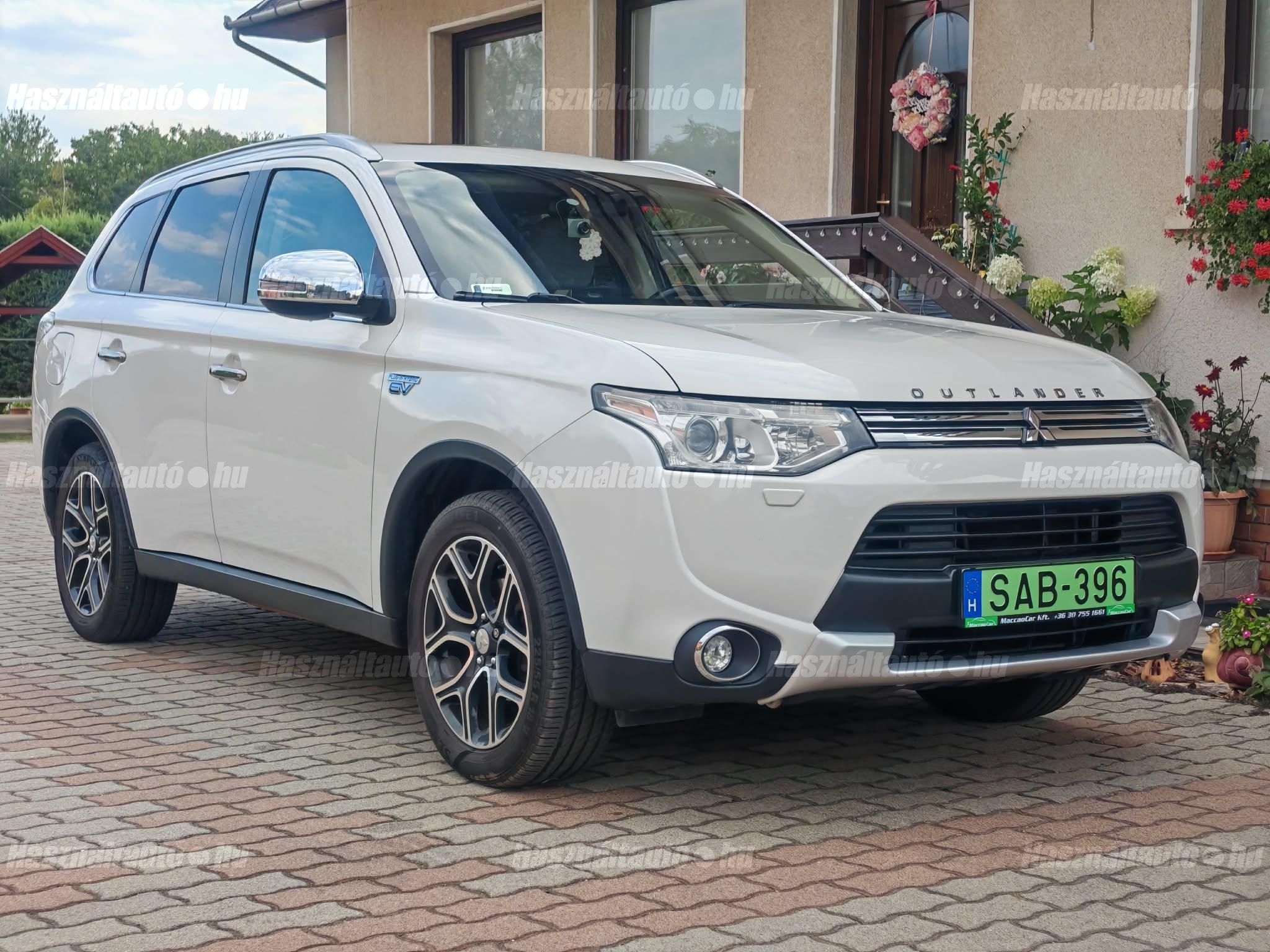 MITSUBISHI OUTLANDER 2015/1 - 1