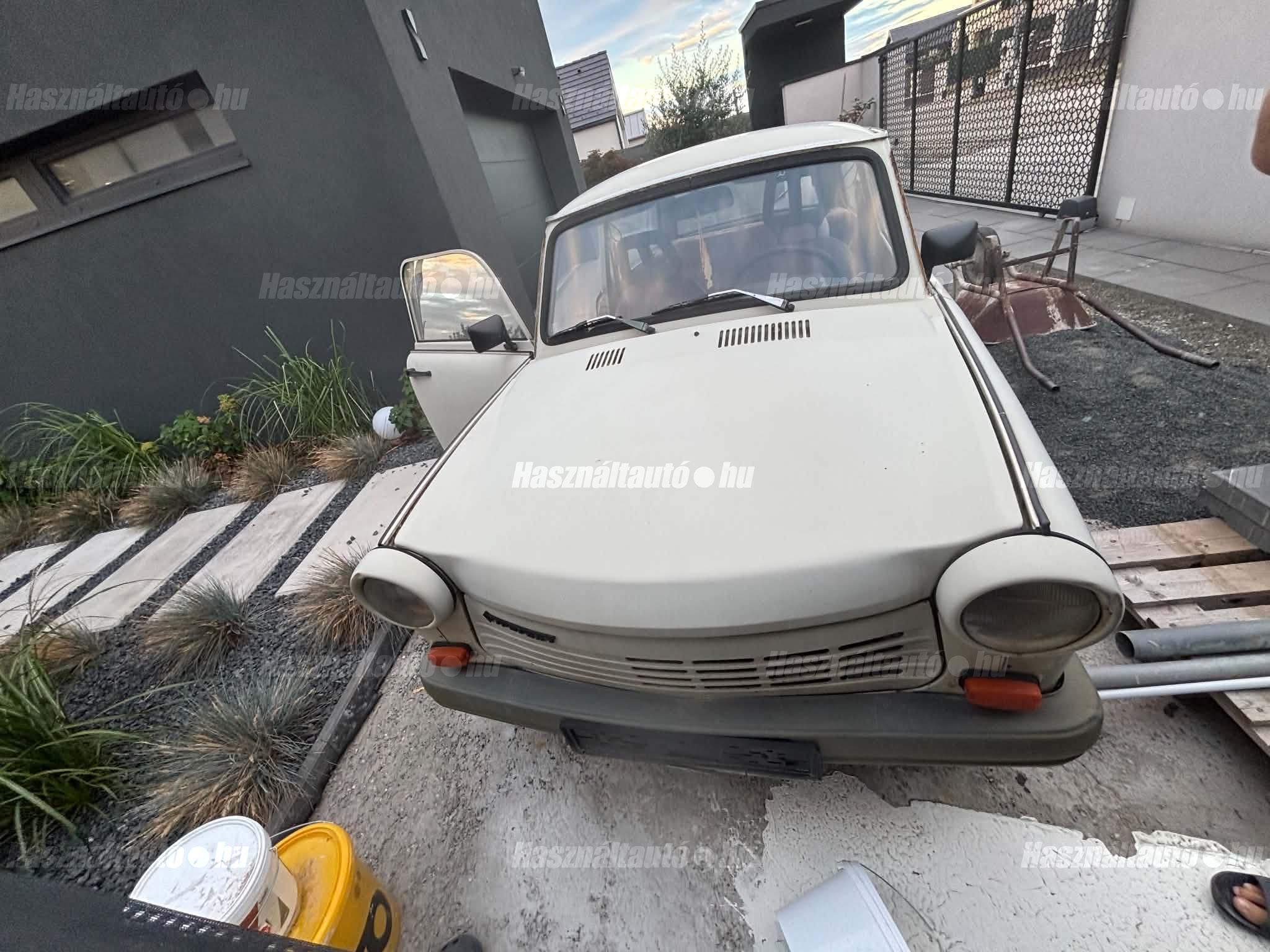 TRABANT 1.1 1990/12 - 1