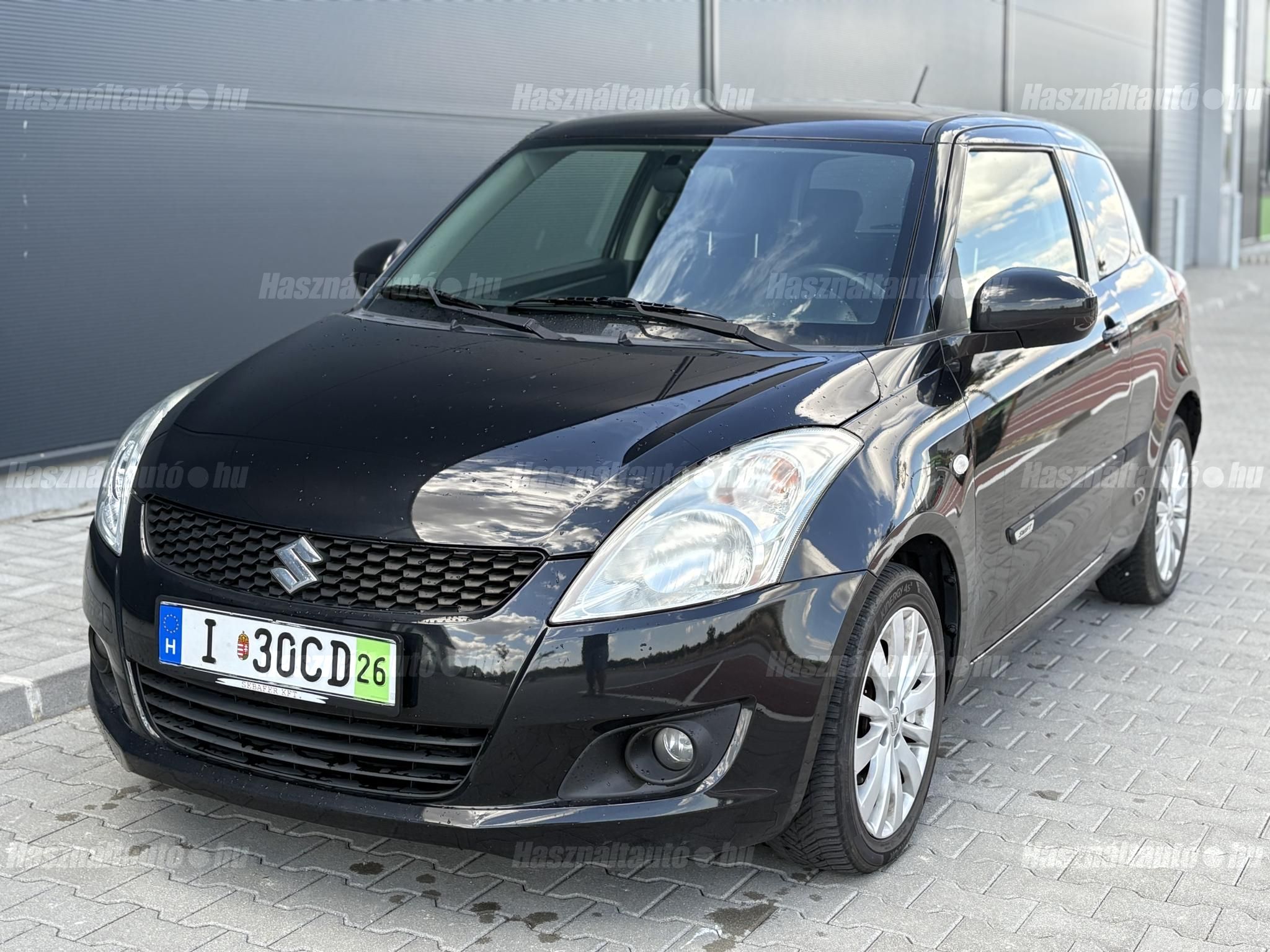 SUZUKI SWIFT 2011/11 - 1