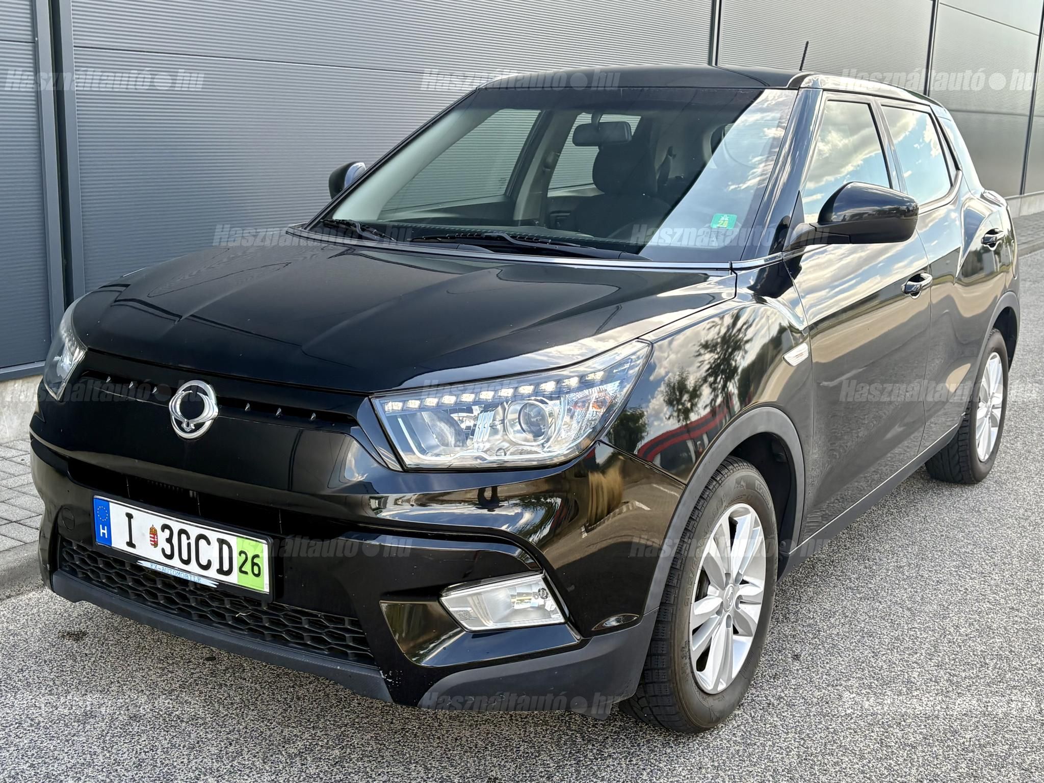 SSANGYONG TIVOLI 2016/8 - 1