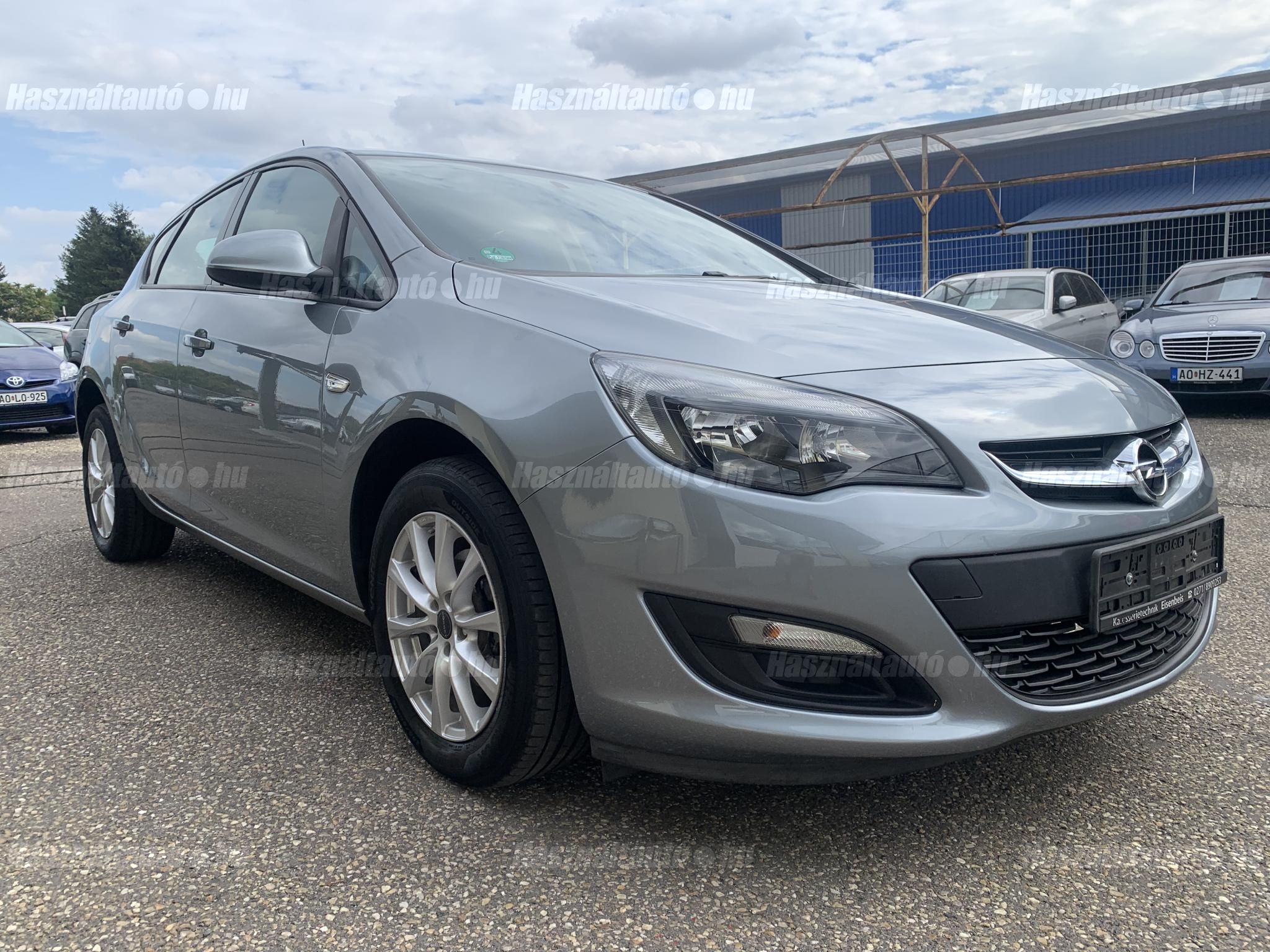OPEL ASTRA J 2015/10 - 1