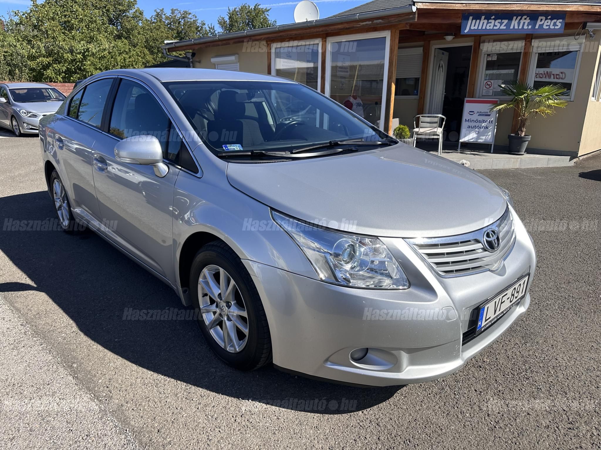 TOYOTA AVENSIS 2011/2 - 1