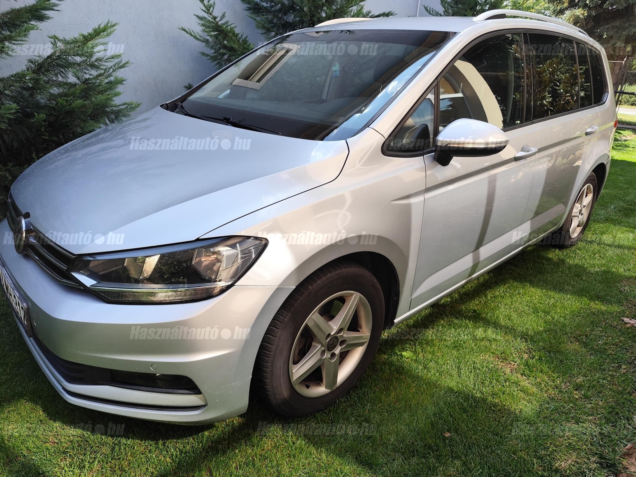 VOLKSWAGEN TOURAN 2017/11 - 1