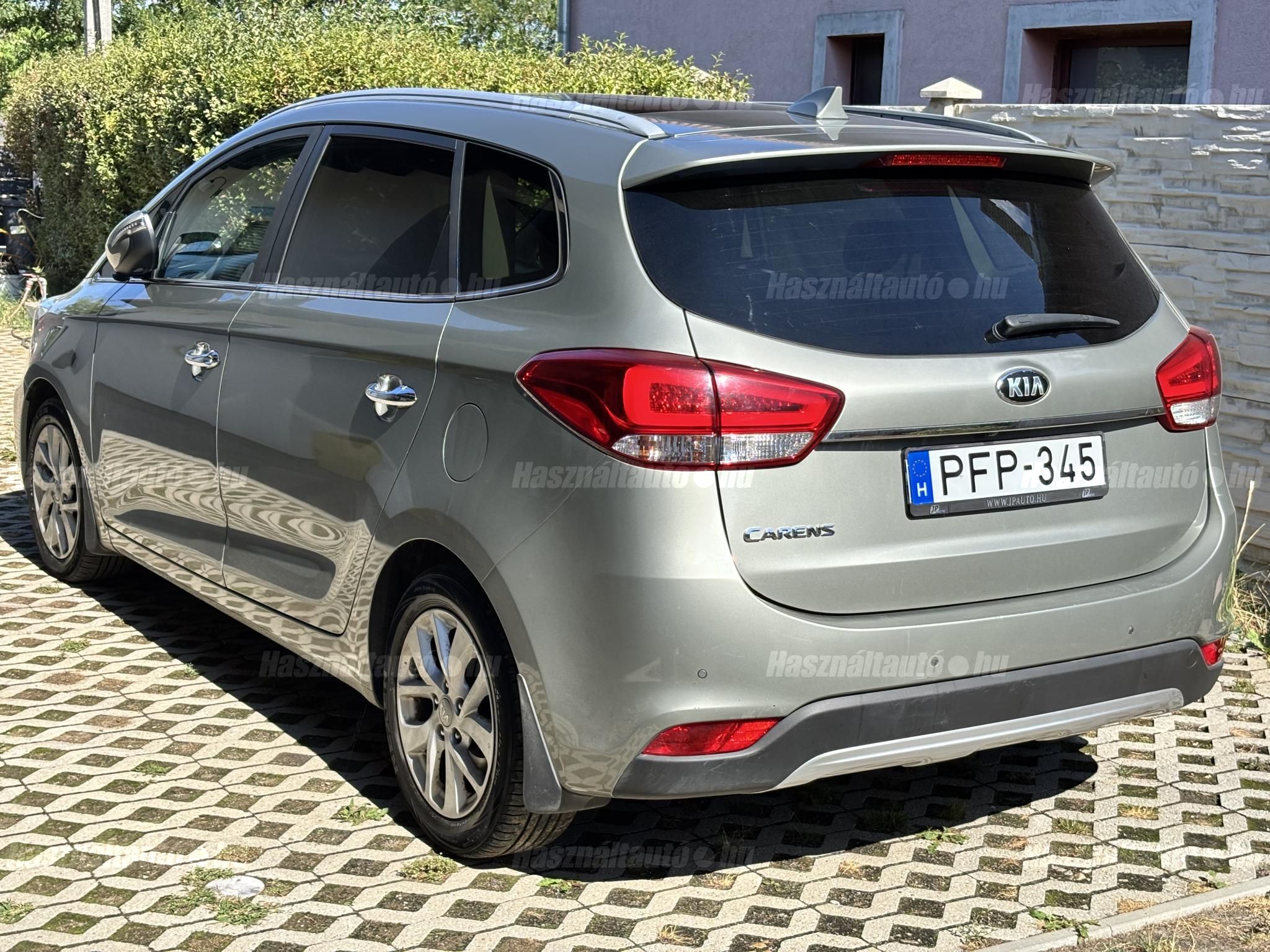 KIA CARENS 2017/6 - 1