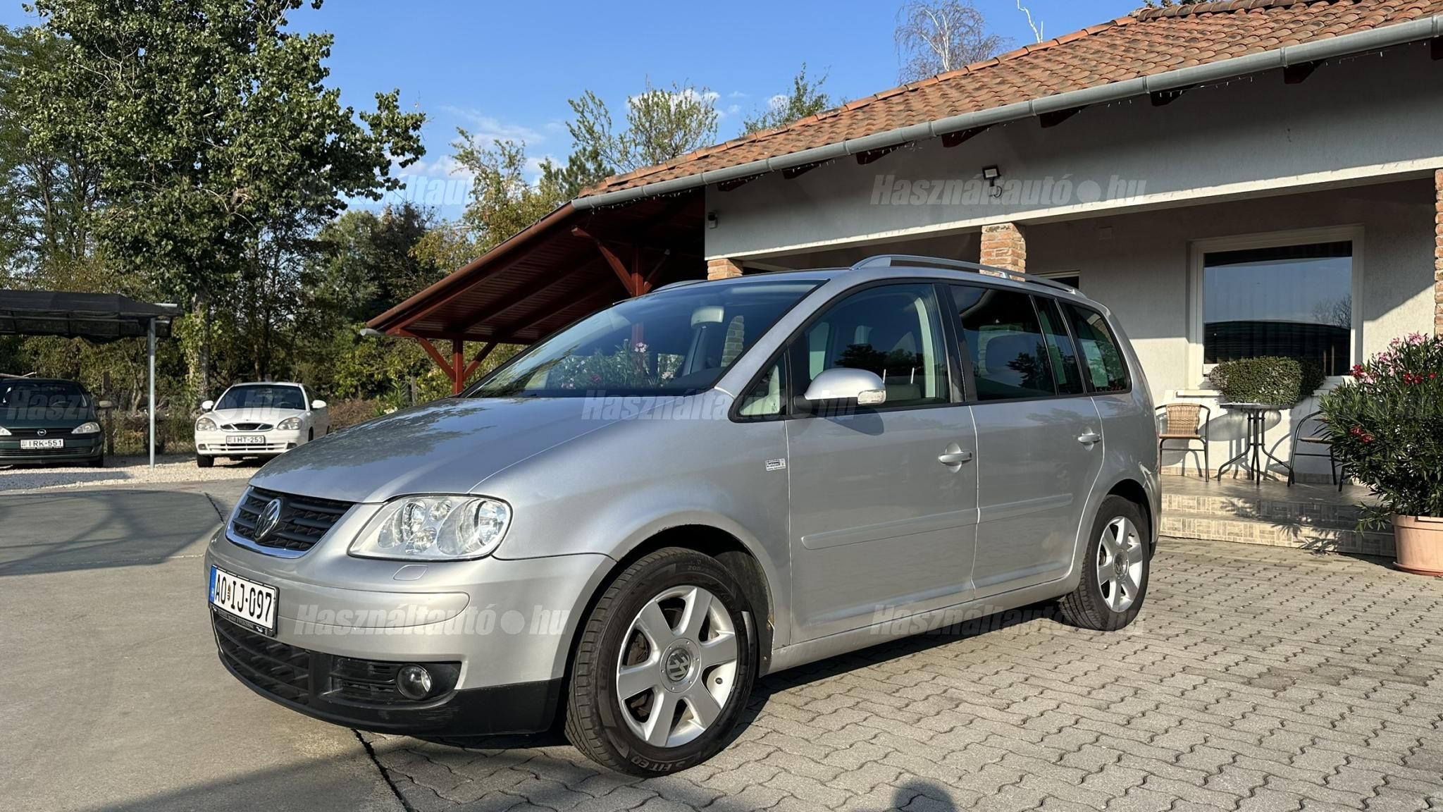 VOLKSWAGEN TOURAN 2005/4 - 1