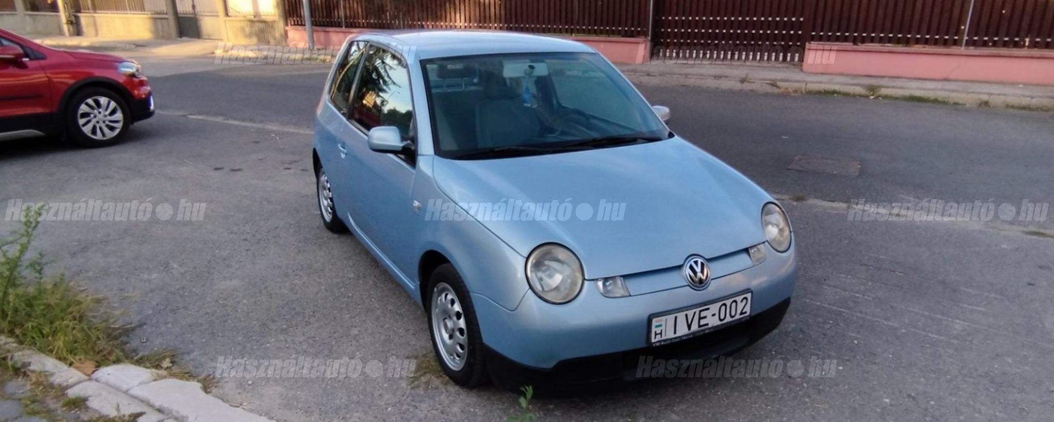 VOLKSWAGEN LUPO 2002/8 - 1
