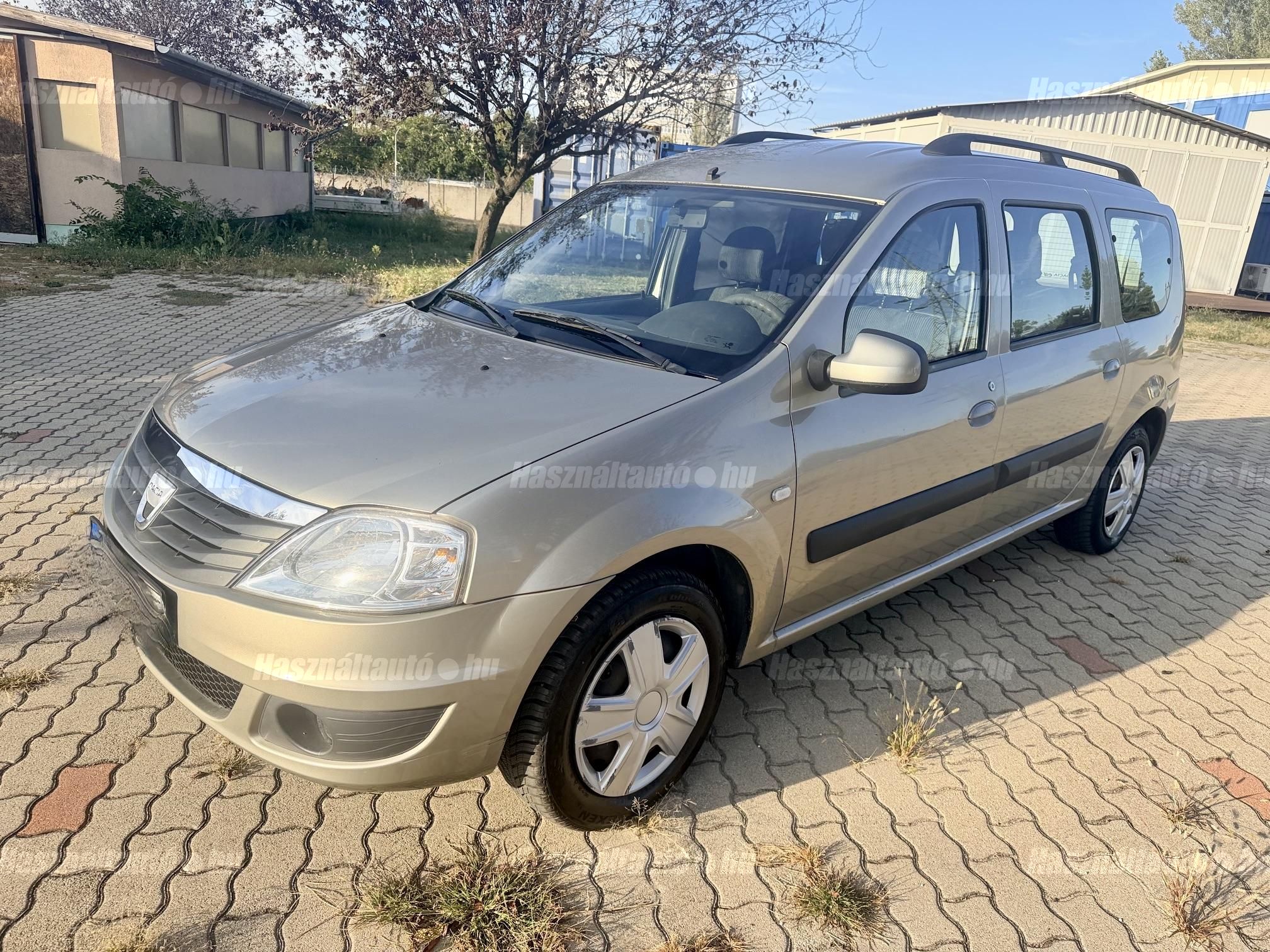 DACIA LOGAN 2009/12 - 1