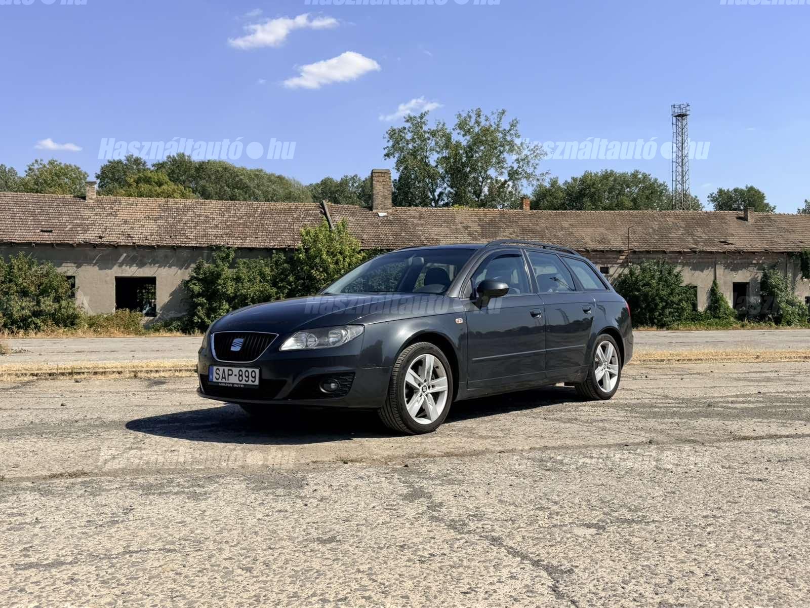 SEAT EXEO 2010/5 - 1