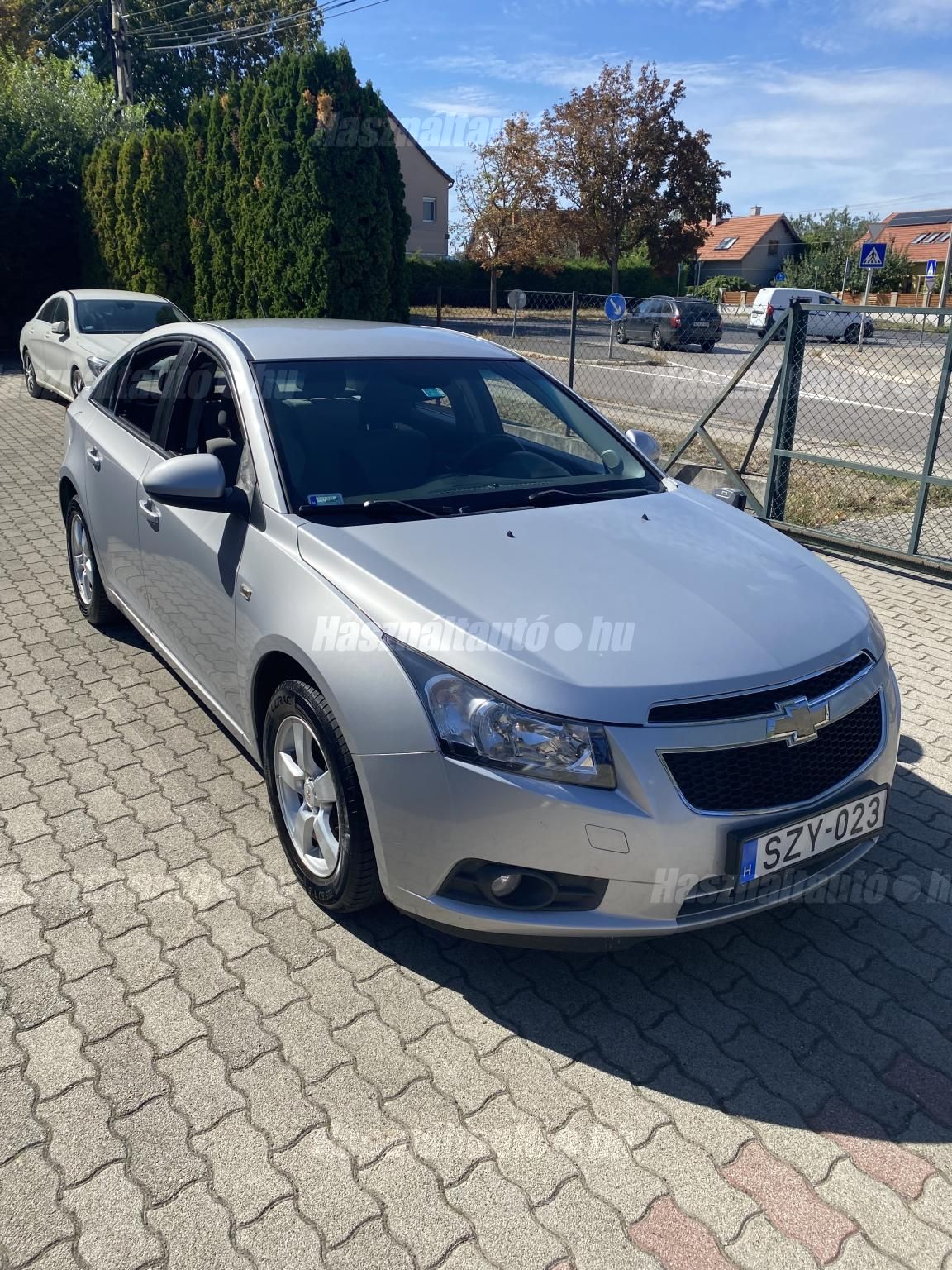 CHEVROLET CRUZE 2010/9 - 1