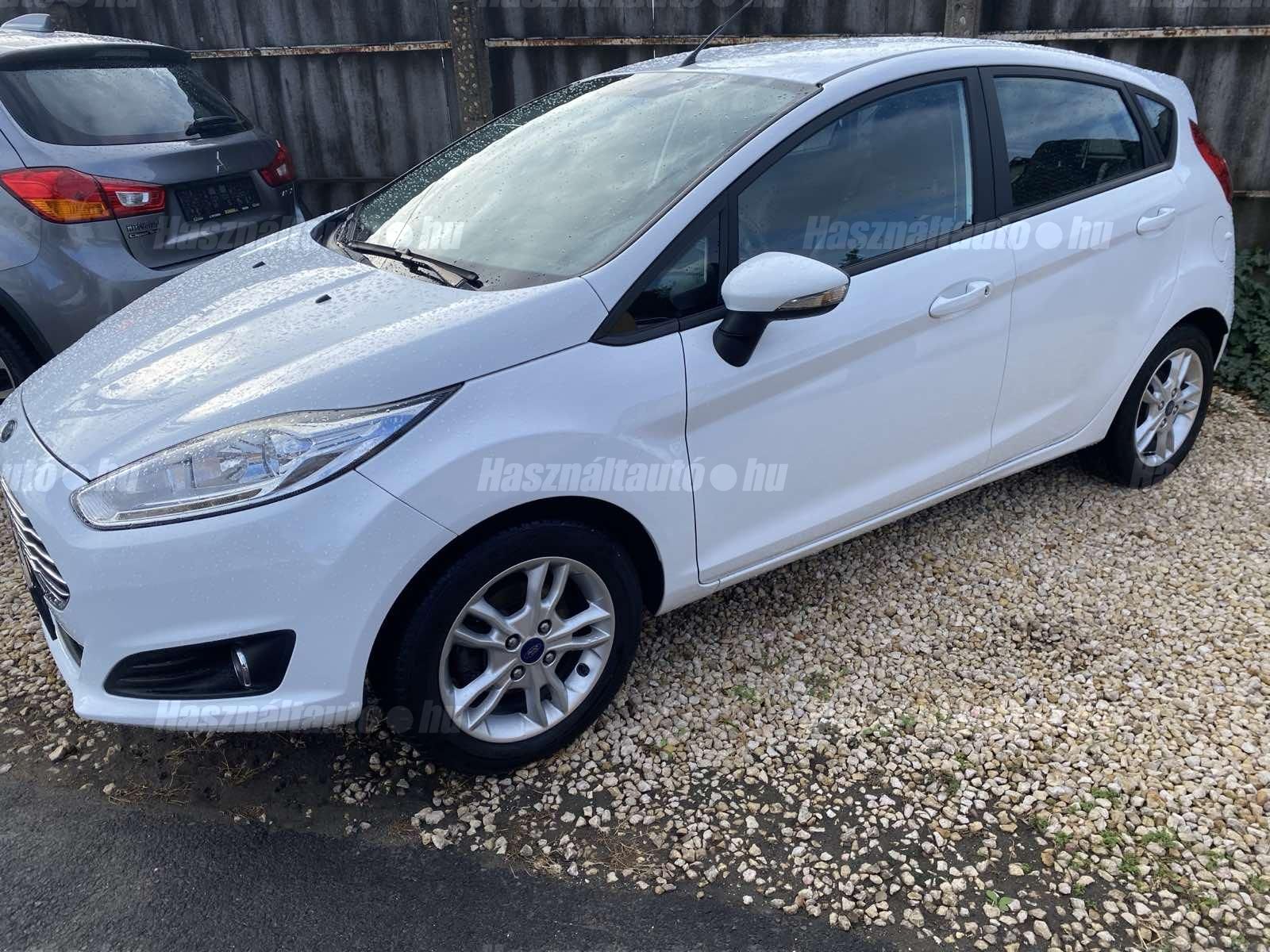 FORD FIESTA 2015/12 - 1