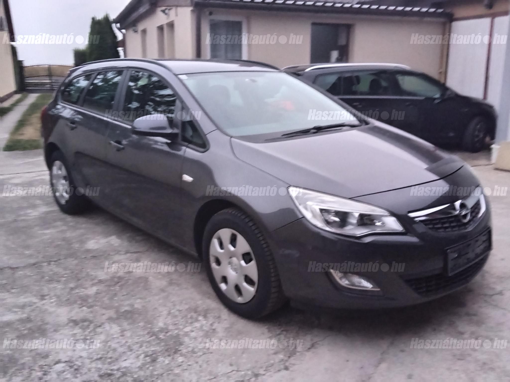 OPEL ASTRA 2012/6 - 1