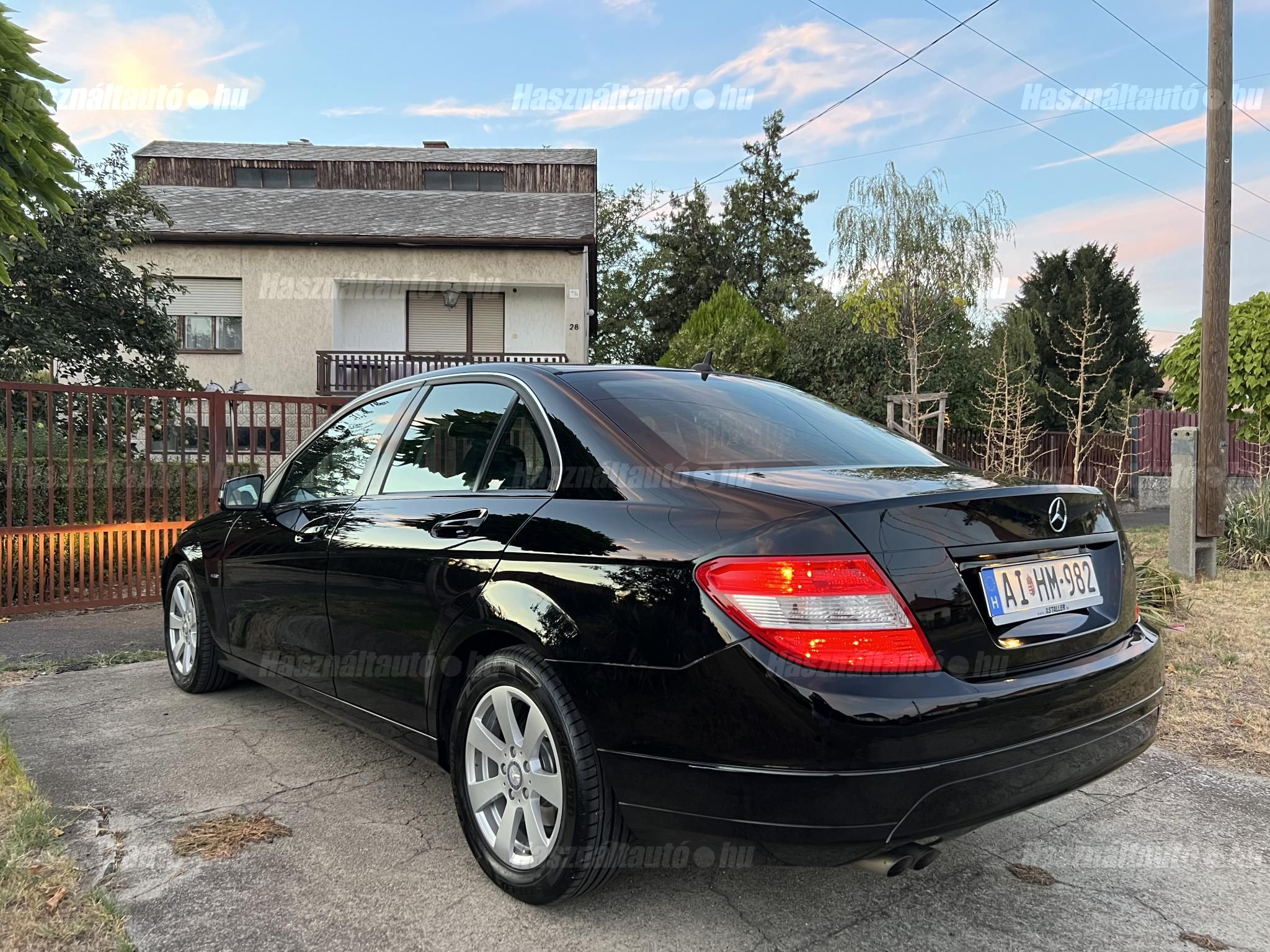 MERCEDES-BENZ C 200 2010/8 - 1