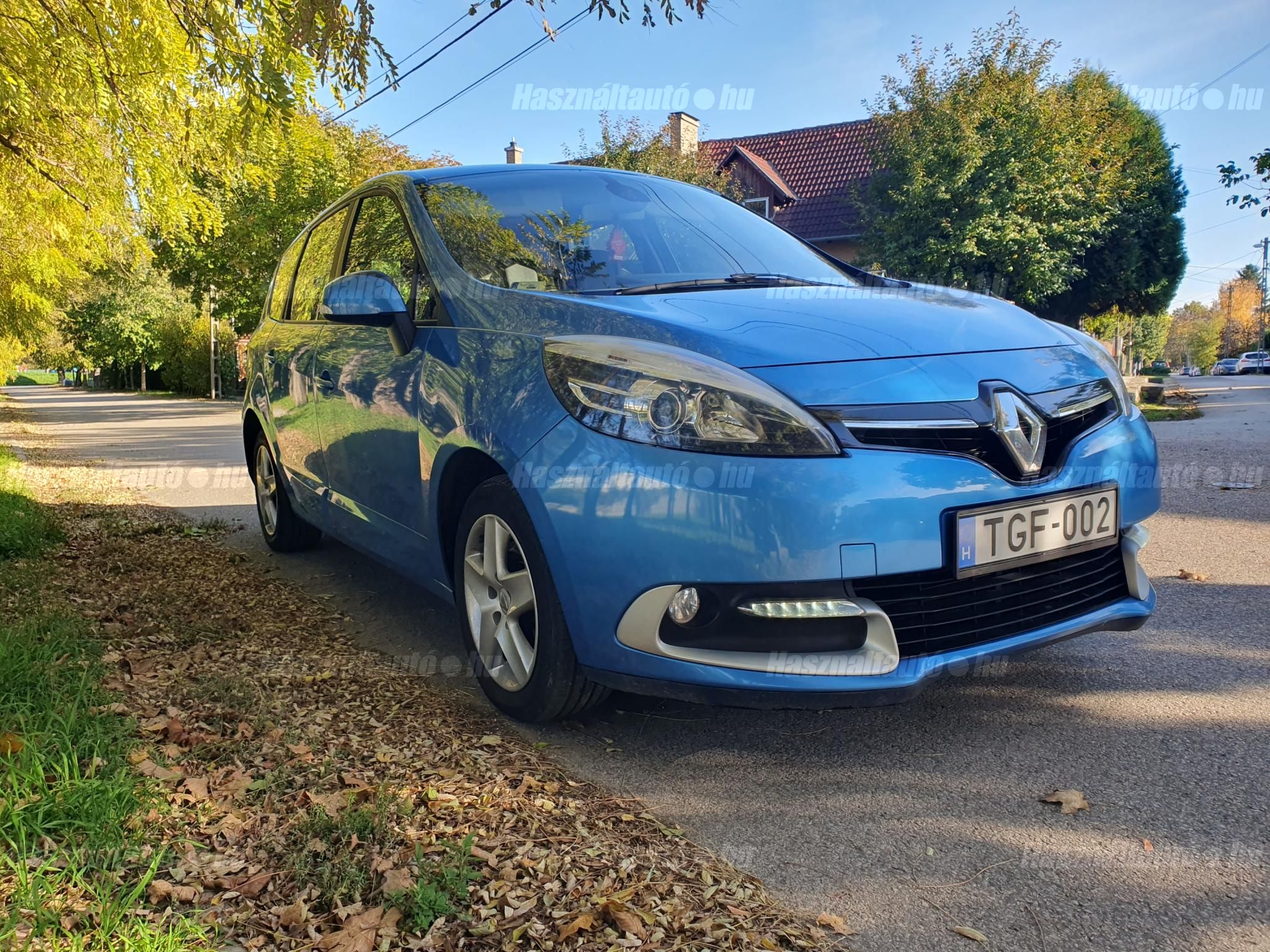 RENAULT GRAND SCENIC 2013/10 - 1