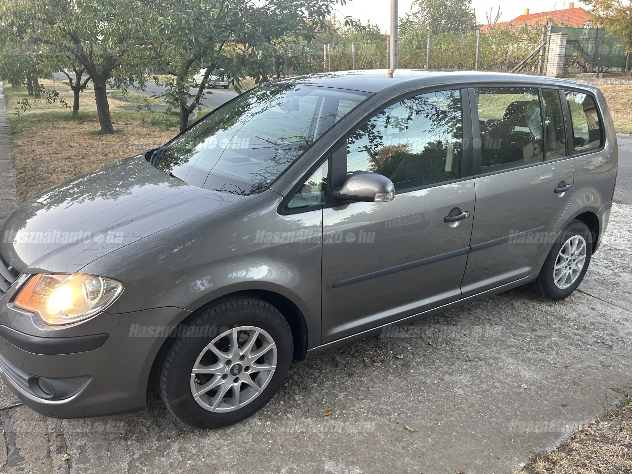VOLKSWAGEN TOURAN 2007 - 1