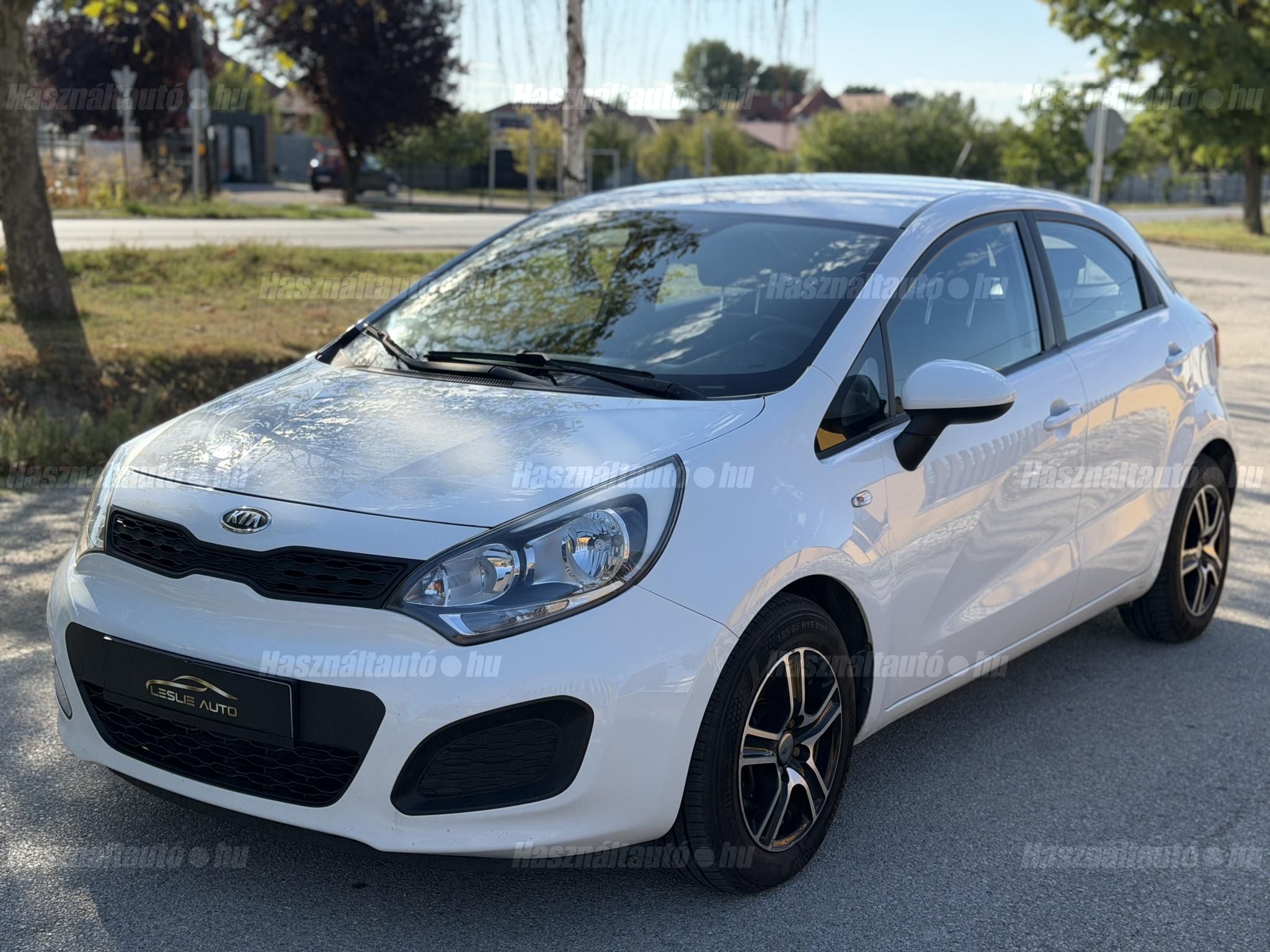KIA RIO 2011/9 - 1