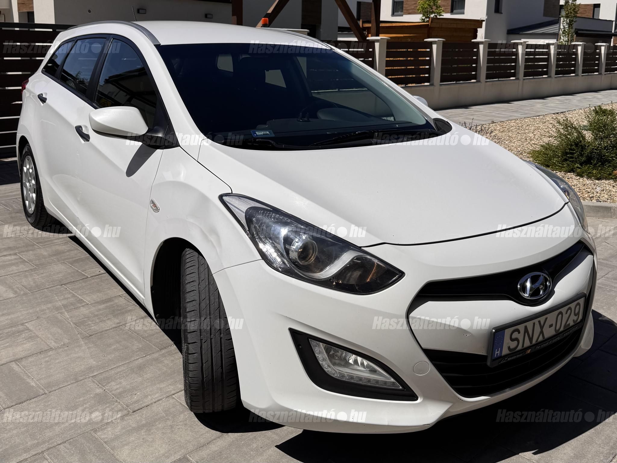 HYUNDAI I30 2014/6 - 1