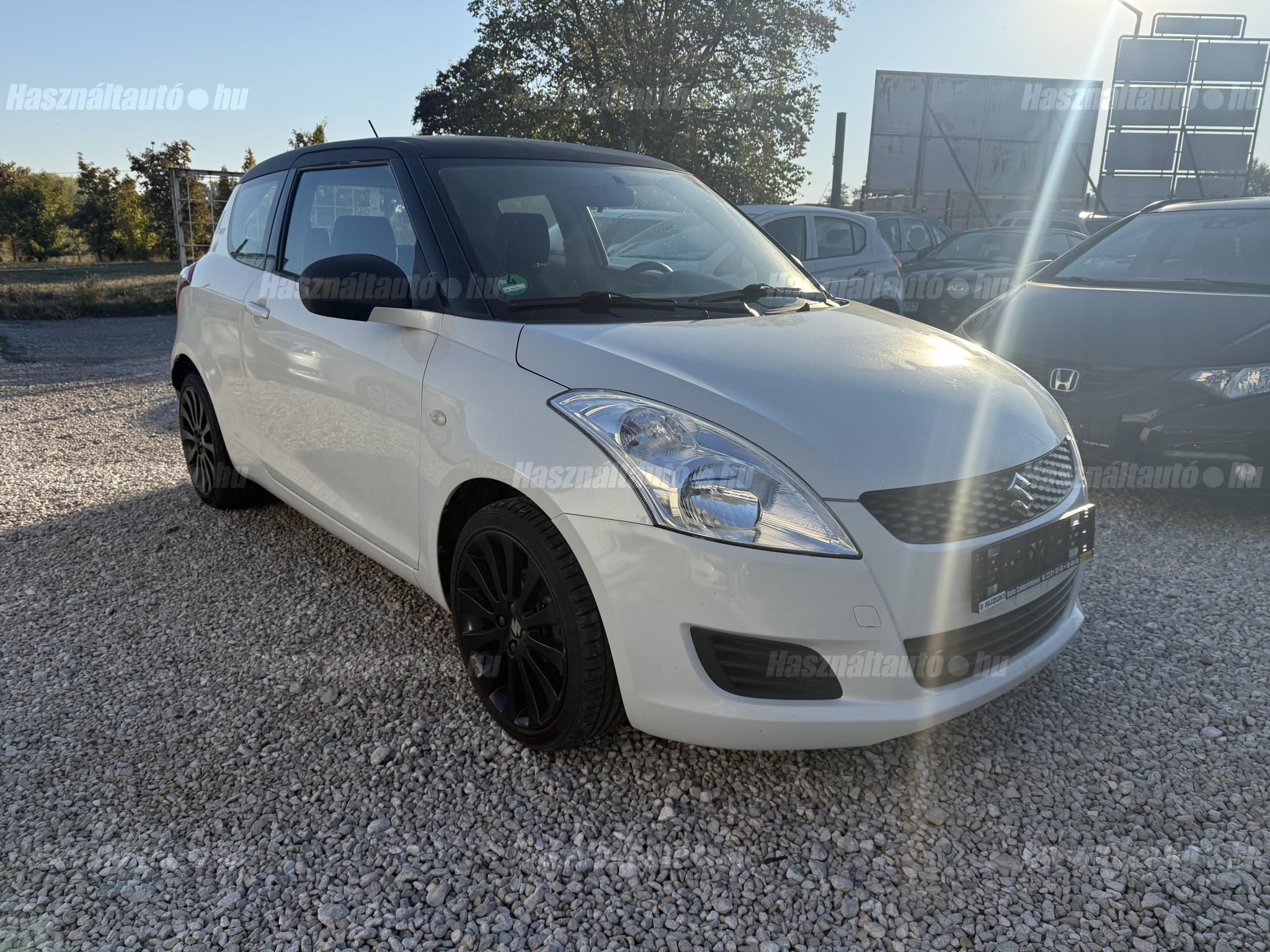 SUZUKI SWIFT 2013/7 - 1