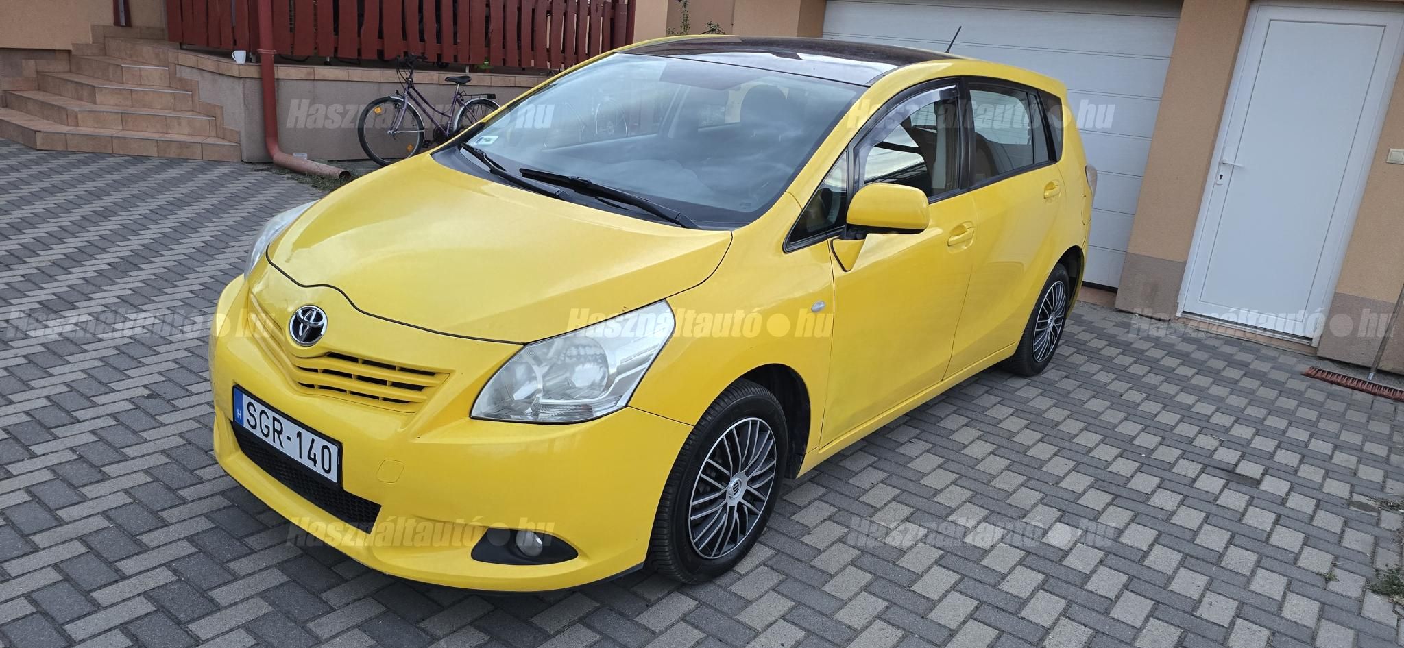 TOYOTA VERSO 2010/1 - 1