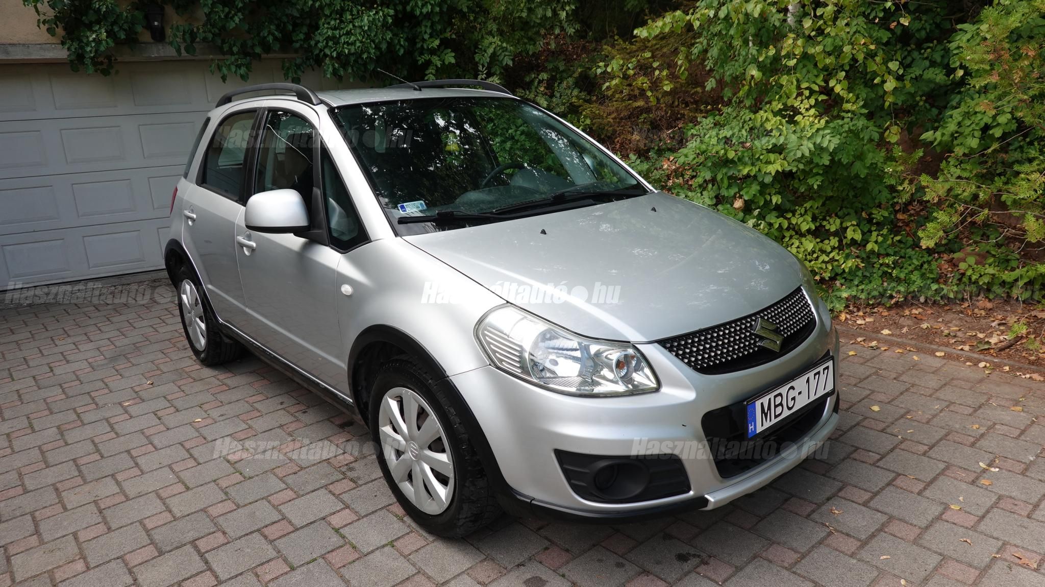SUZUKI SX4 2012/8 - 1