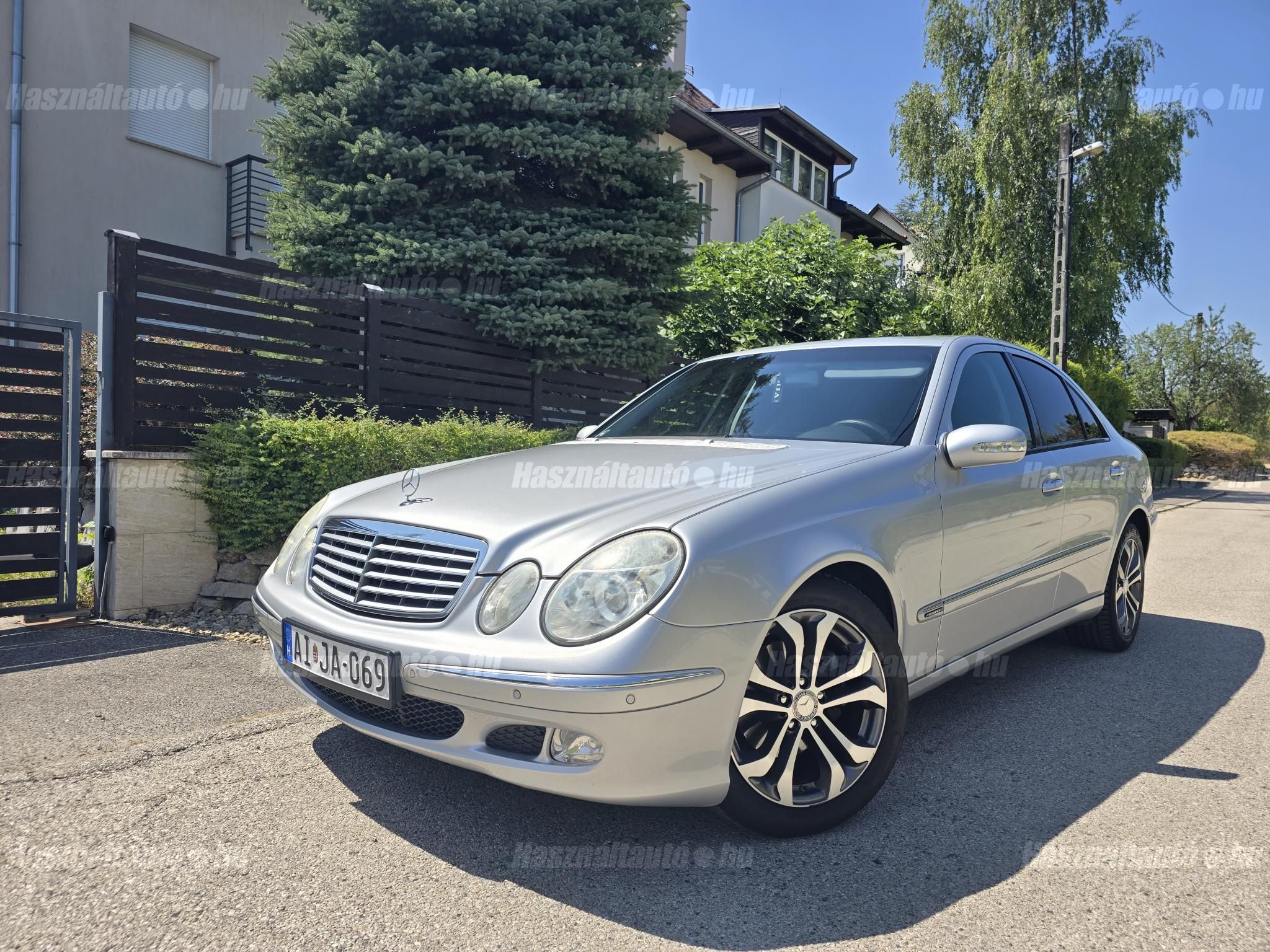 MERCEDES-BENZ E-OSZTÁLY 2006/5 - 1