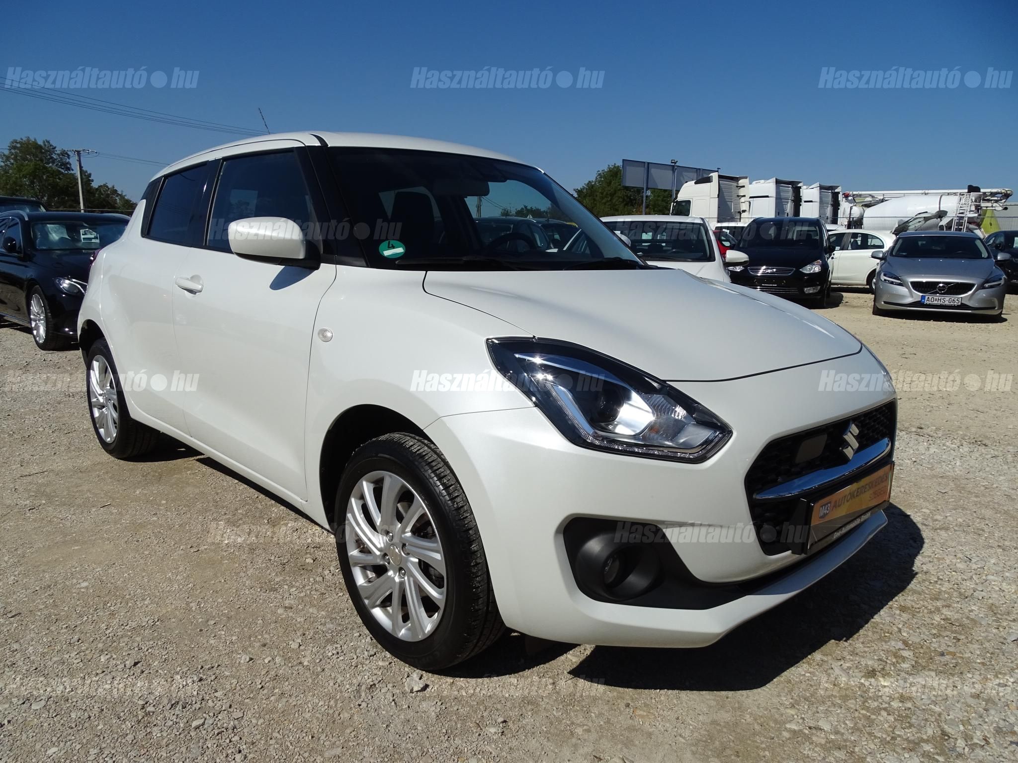SUZUKI SWIFT 2022/8 - 1