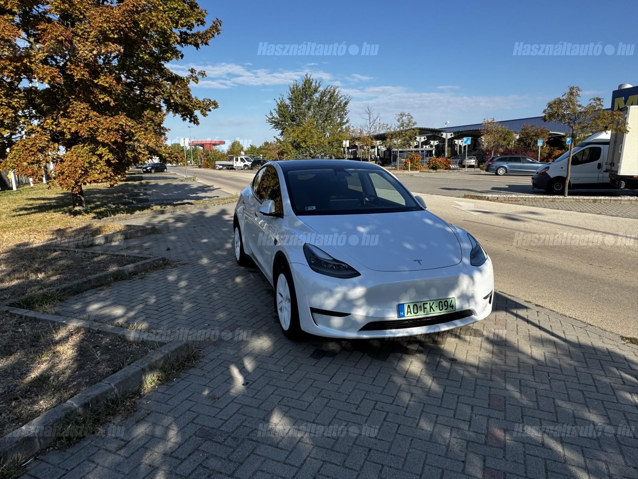 TESLA MODEL Y 2023/3 - 1