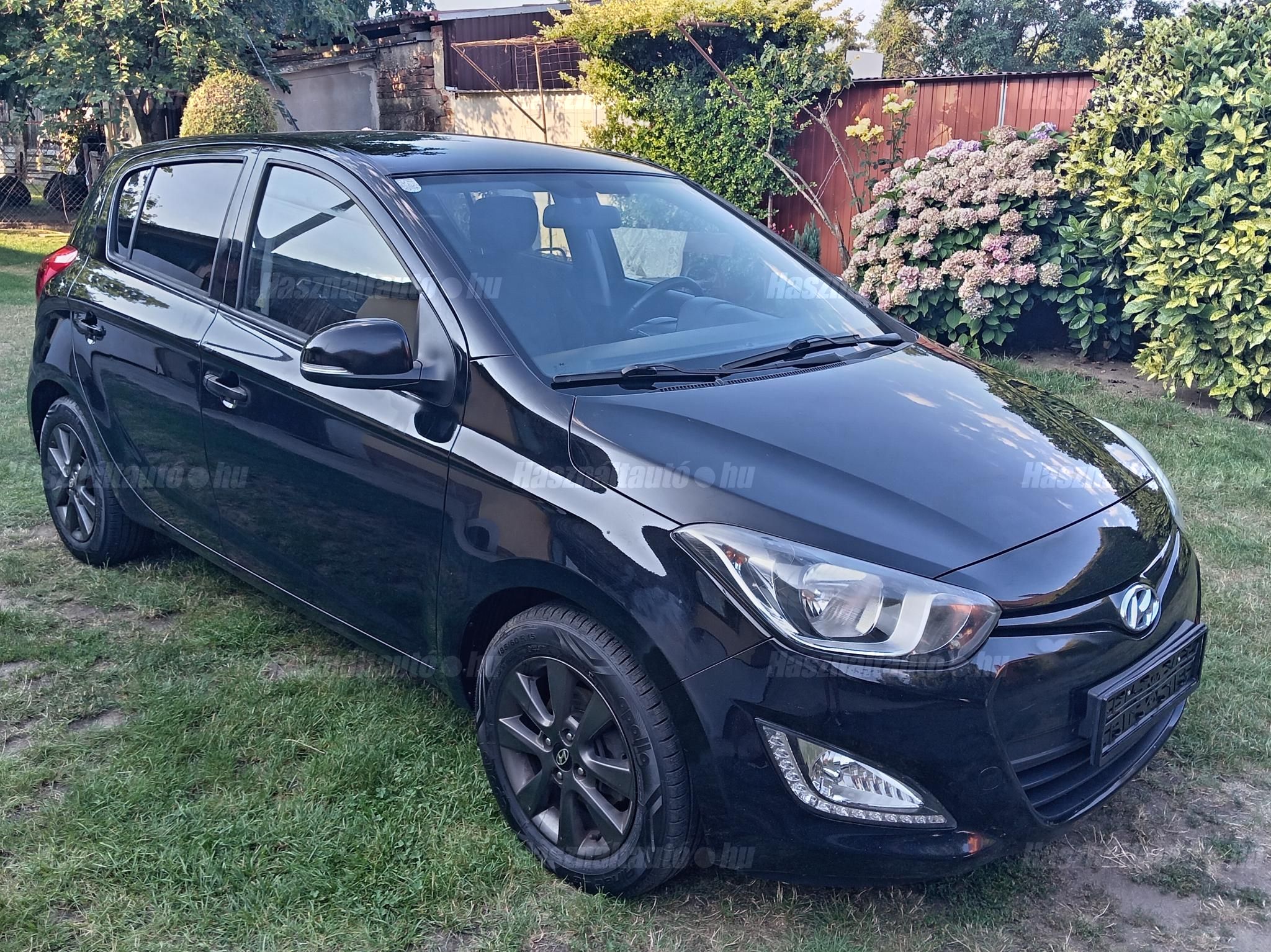 HYUNDAI I20 2014/6 - 1