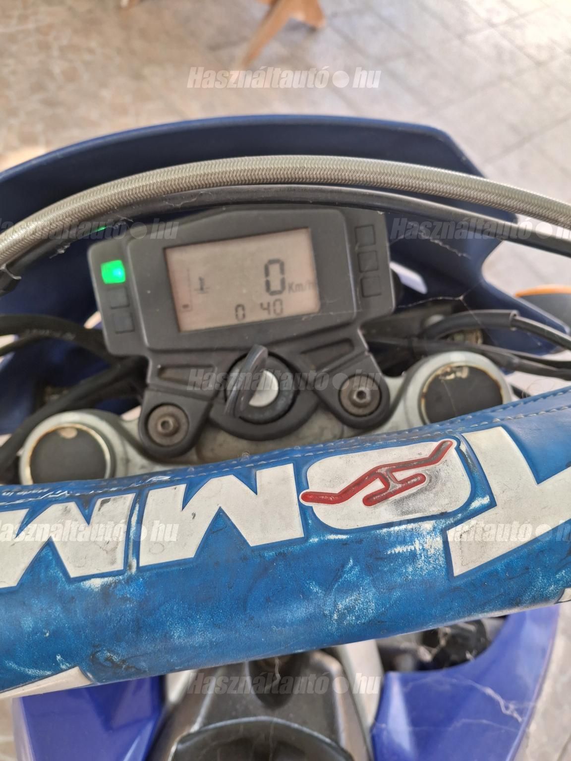 YAMAHA DT 50 2008 - 1