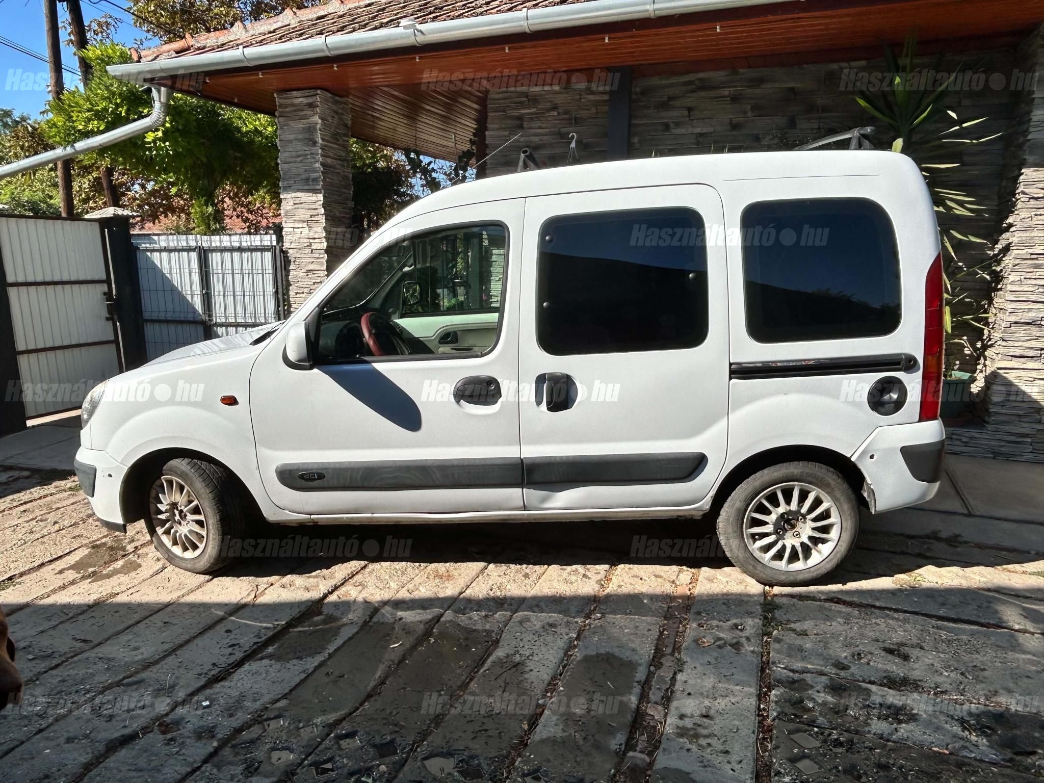RENAULT KANGOO 2003/9 - 1