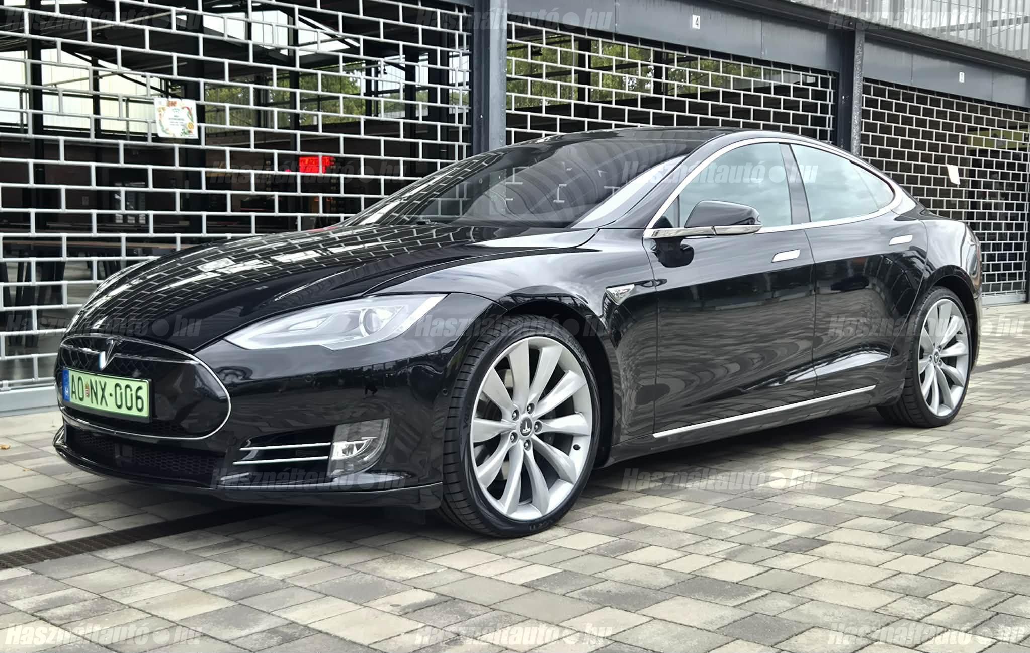 TESLA MODEL S 2016/2 - 1