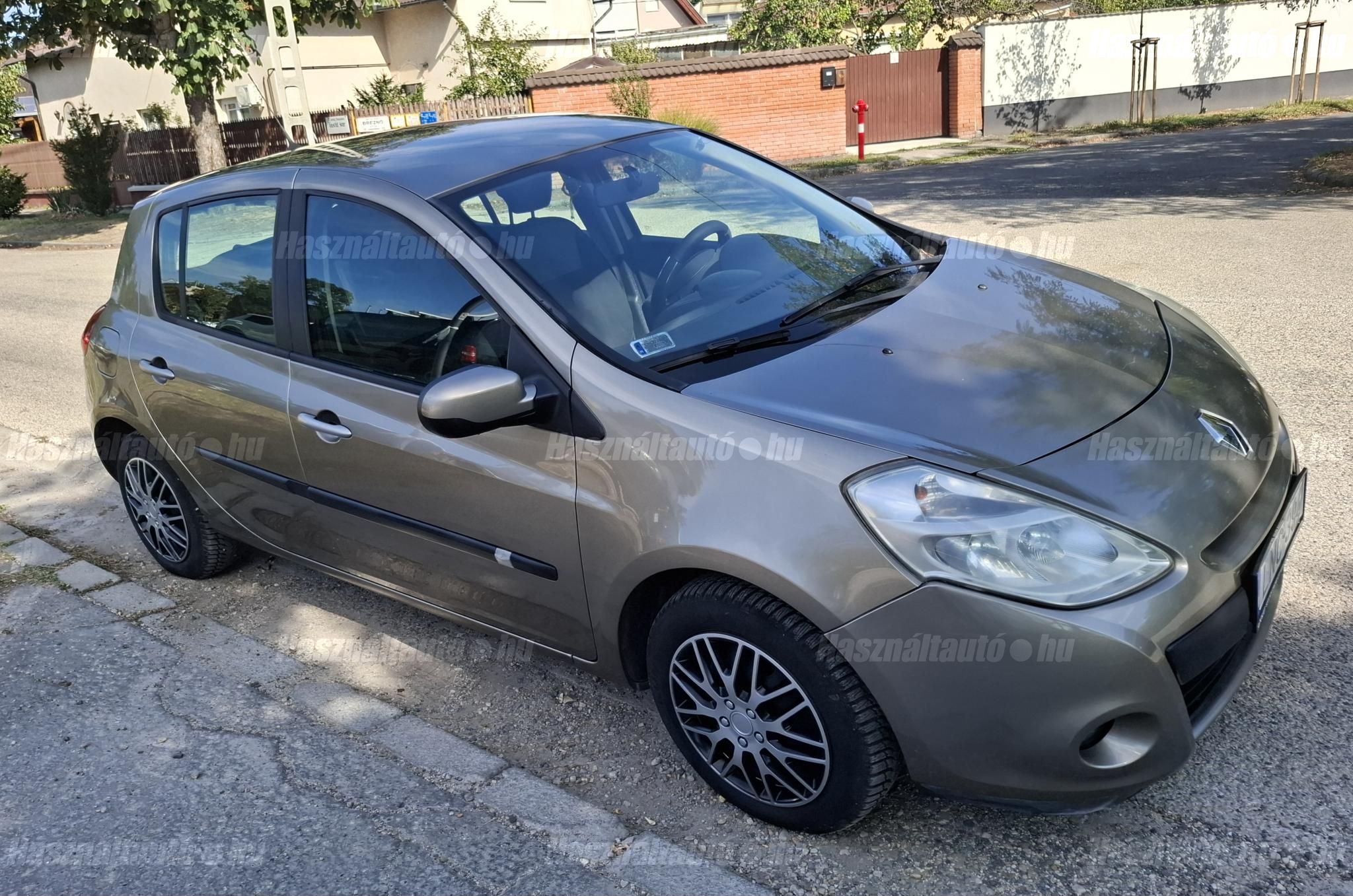 RENAULT CLIO 2009/12 - 1