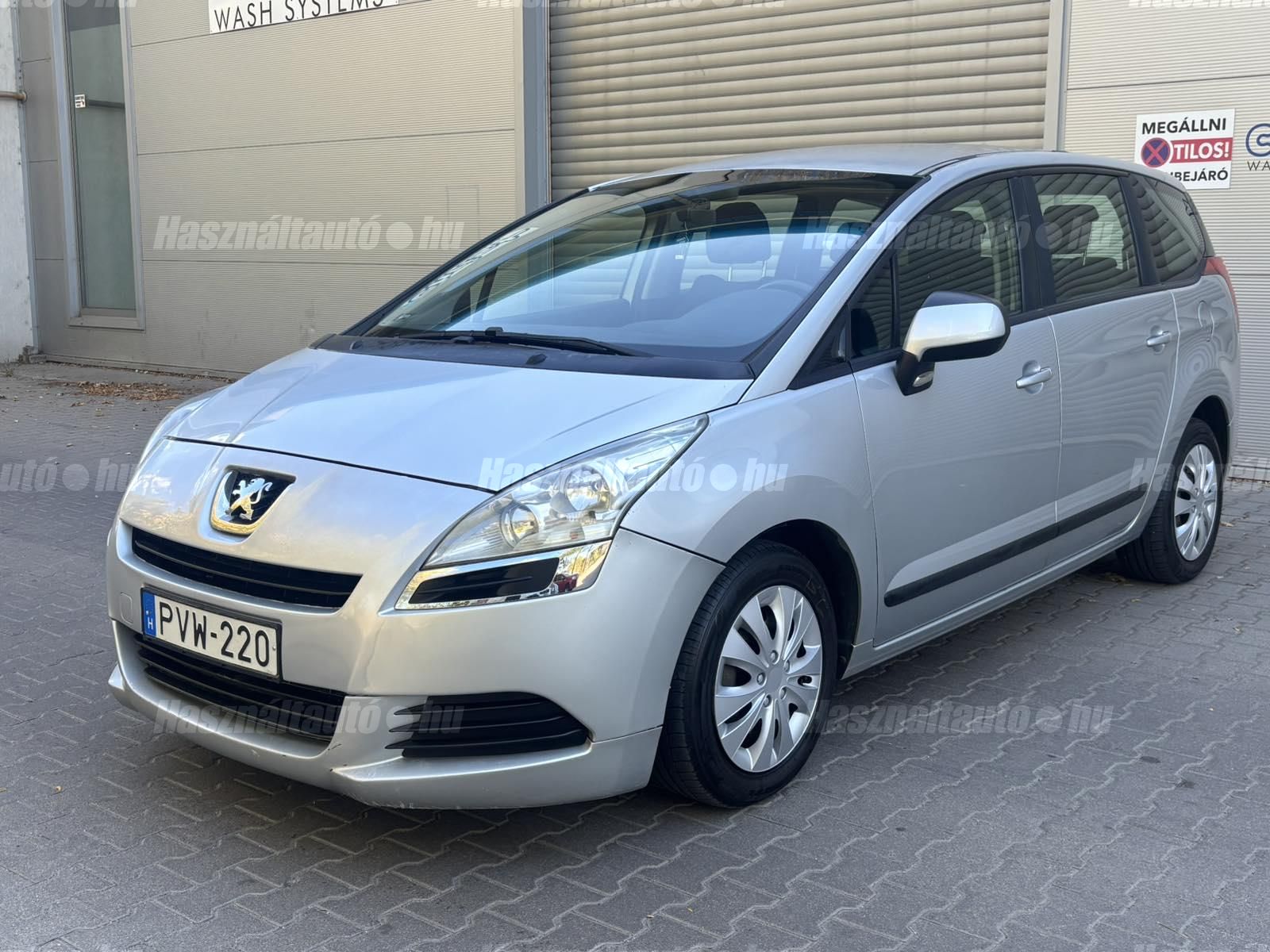 PEUGEOT 5008 2010/3 - 1