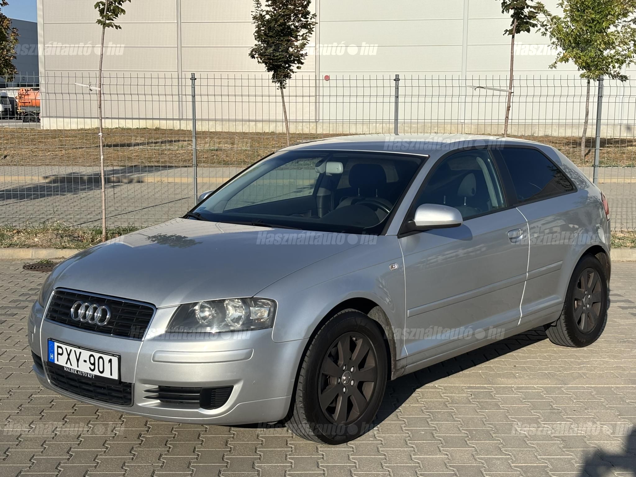 AUDI A3 2003/7 - 1