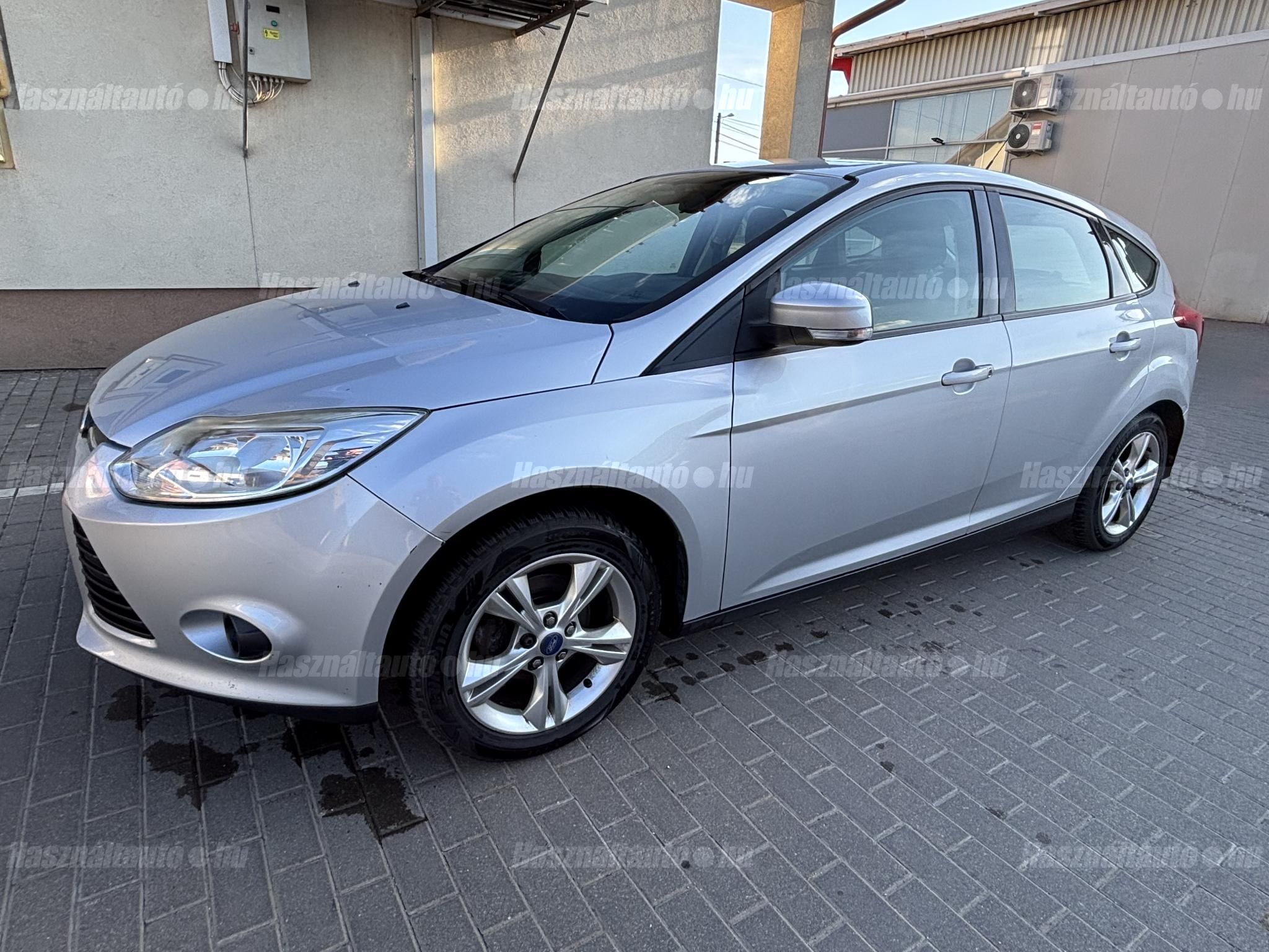 FORD FOCUS 2011/9 - 1