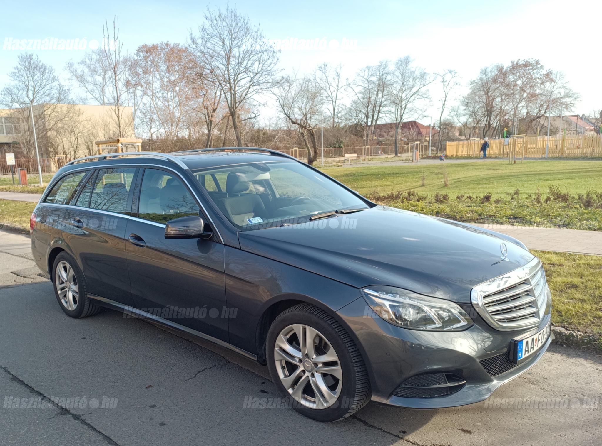 MERCEDES-BENZ E 220 2015/10 - 1