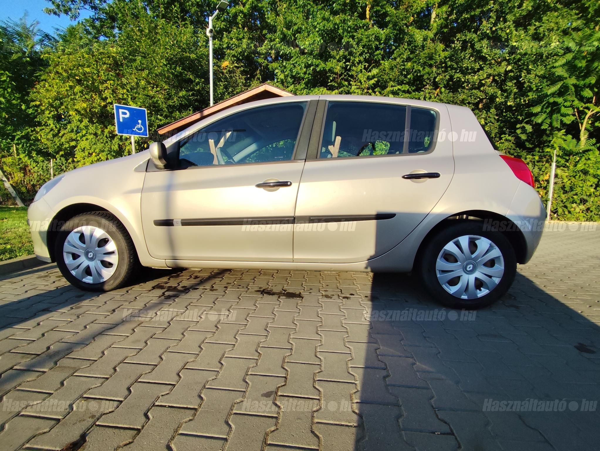 RENAULT CLIO 2005/12 - 1