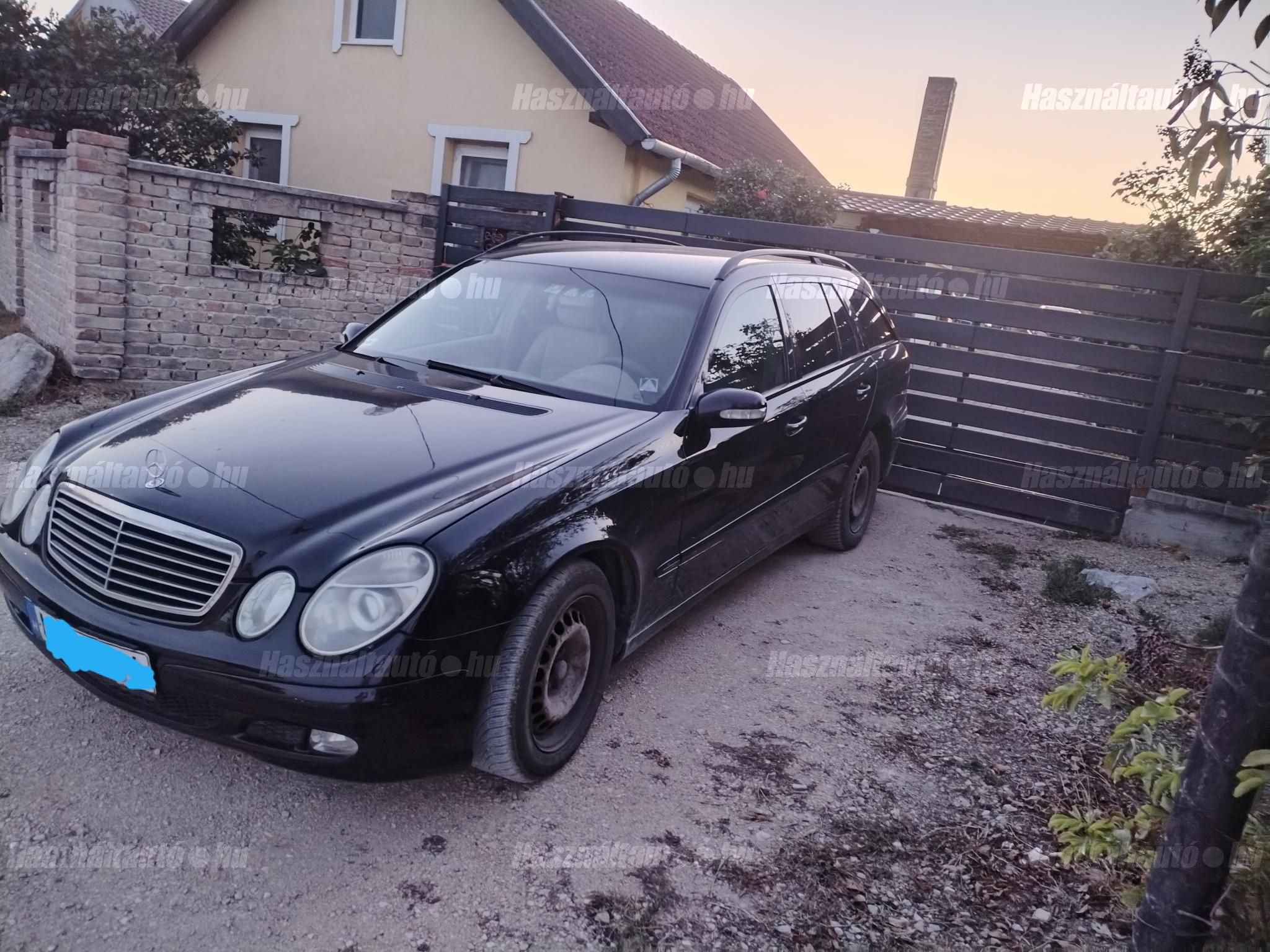MERCEDES-BENZ E 270 2004/6 - 1